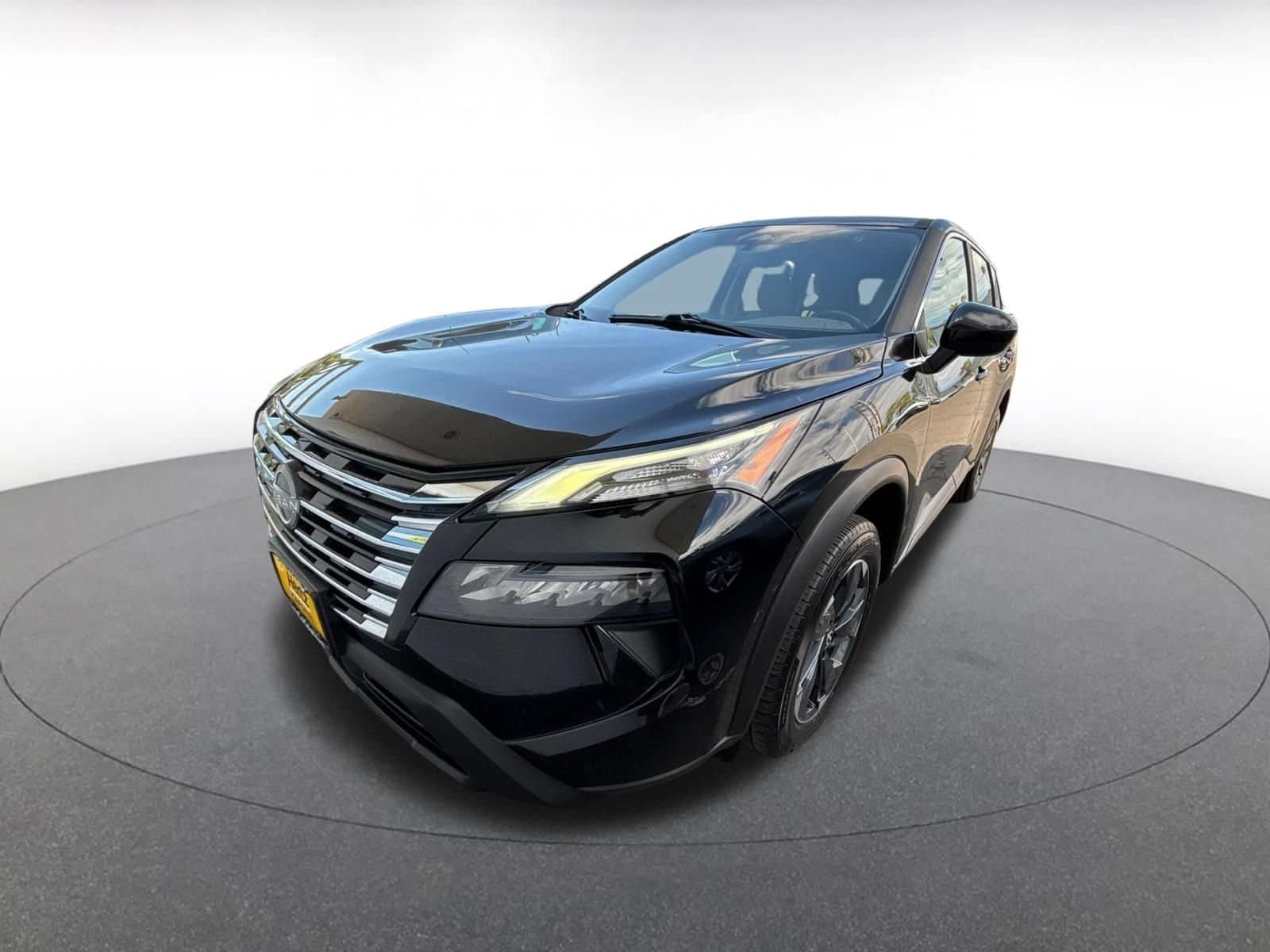 Thumbnail: 2025 Nissan Rogue - 3