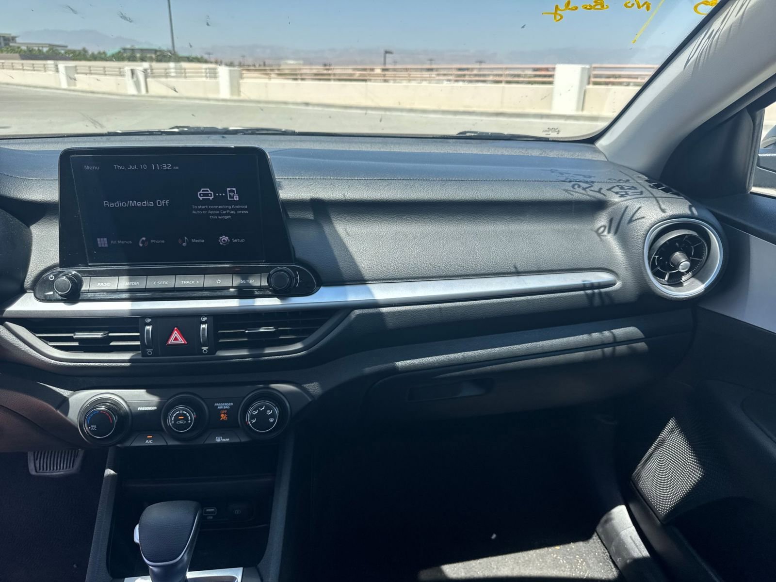 Thumbnail: 2024 Kia Forte - 8