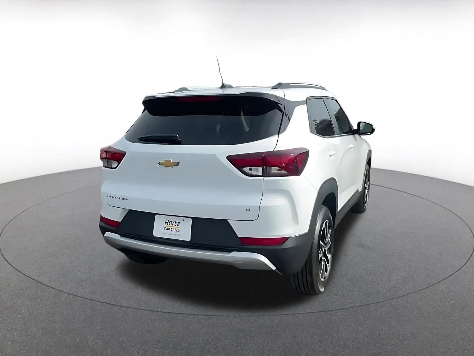 Thumbnail: 2025 Chevrolet TrailBlazer - 14