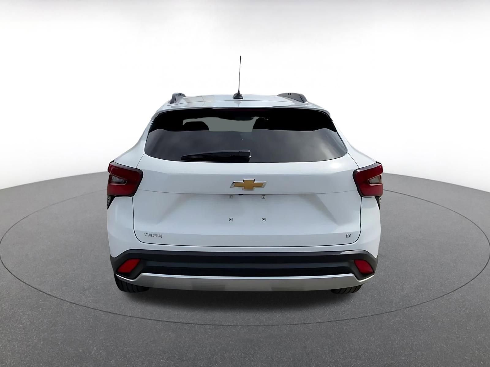Thumbnail: 2025 Chevrolet Trax - 12