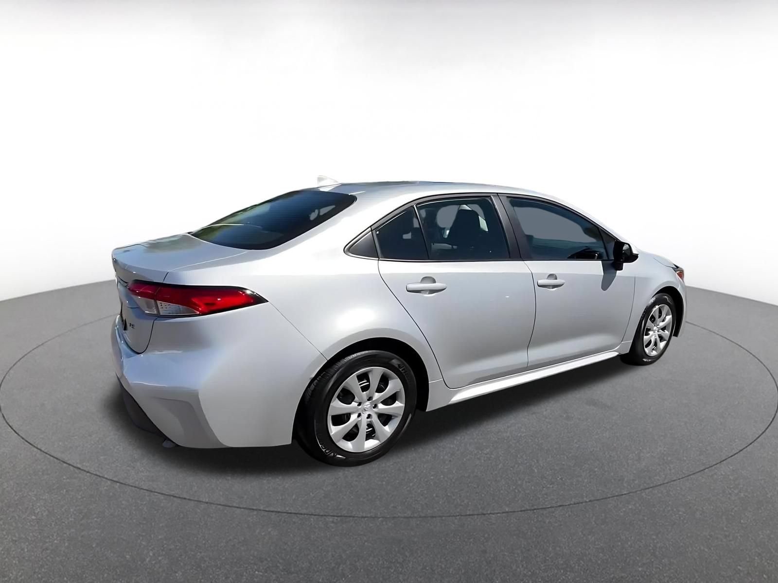 Thumbnail: 2025 Toyota Corolla - 14
