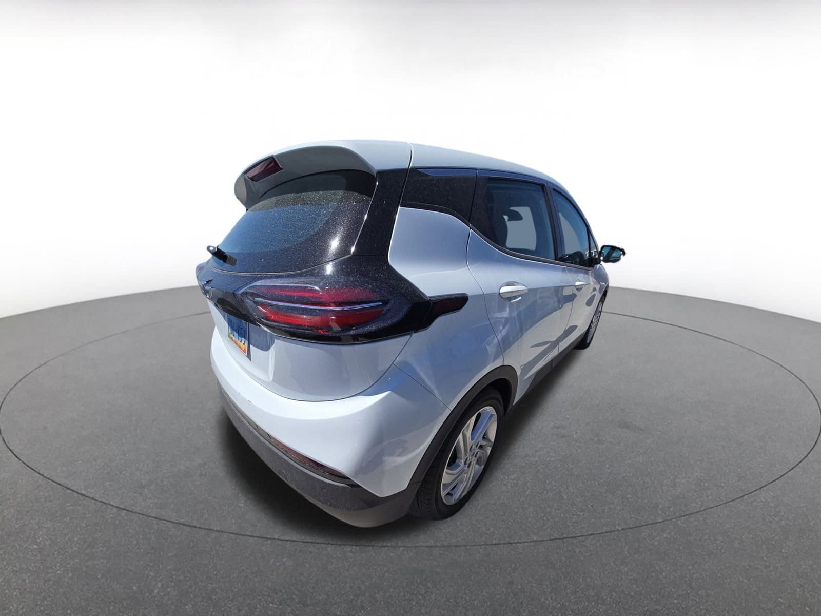 Thumbnail: 2023 Chevrolet Bolt EV - 9
