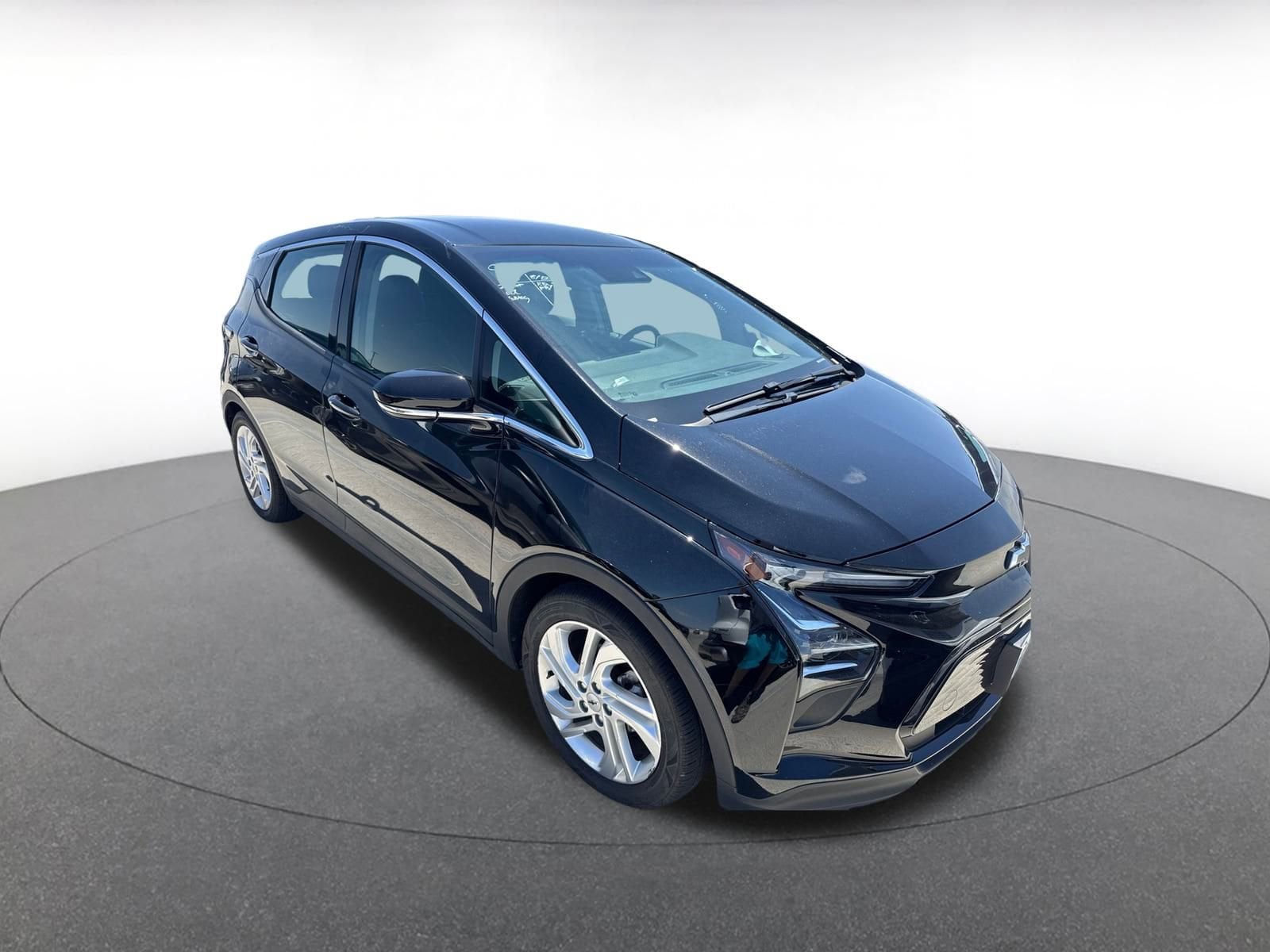 Thumbnail: 2023 Chevrolet Bolt EV - 1