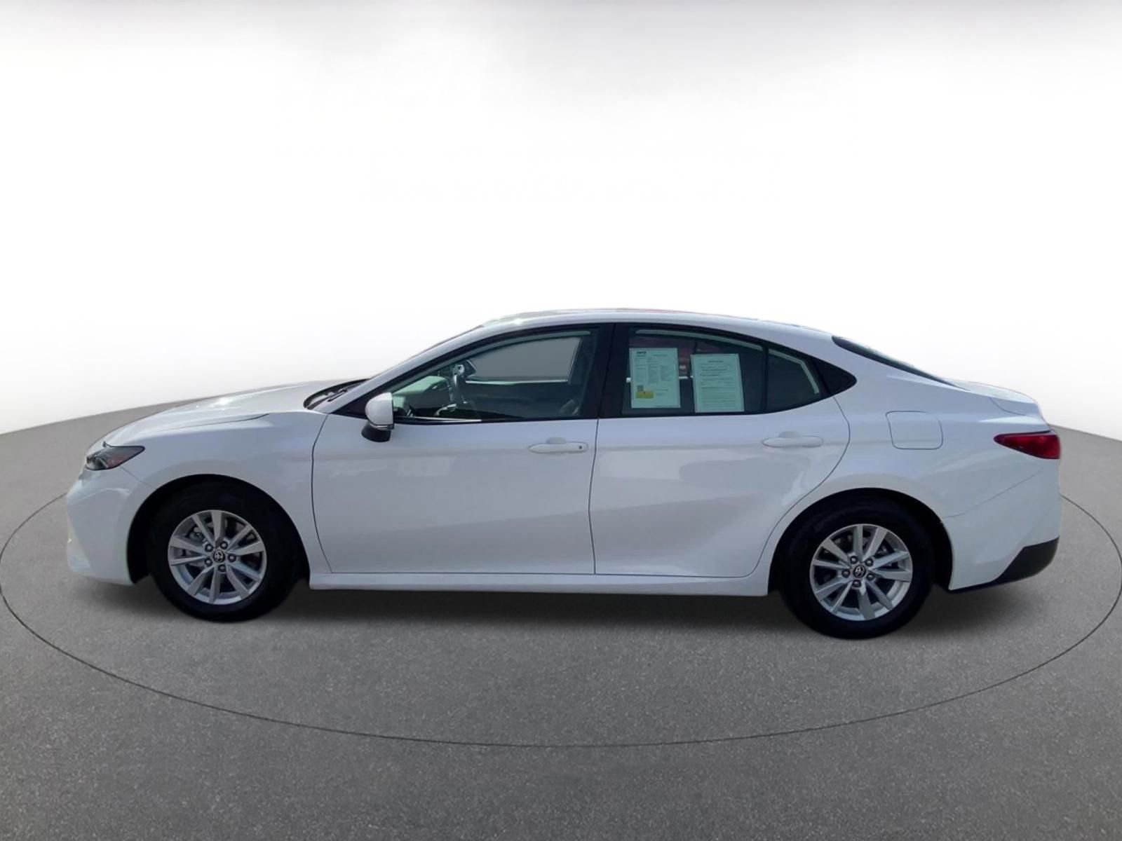 Thumbnail: 2025 Toyota Camry - 9