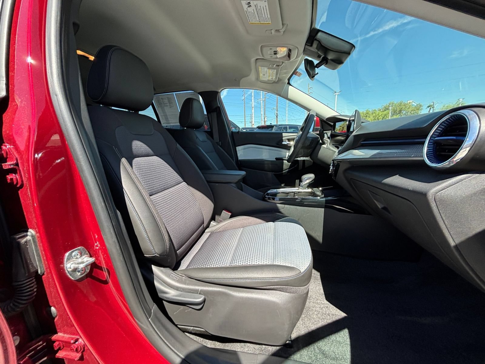 Thumbnail: 2025 Chevrolet Trax - 35