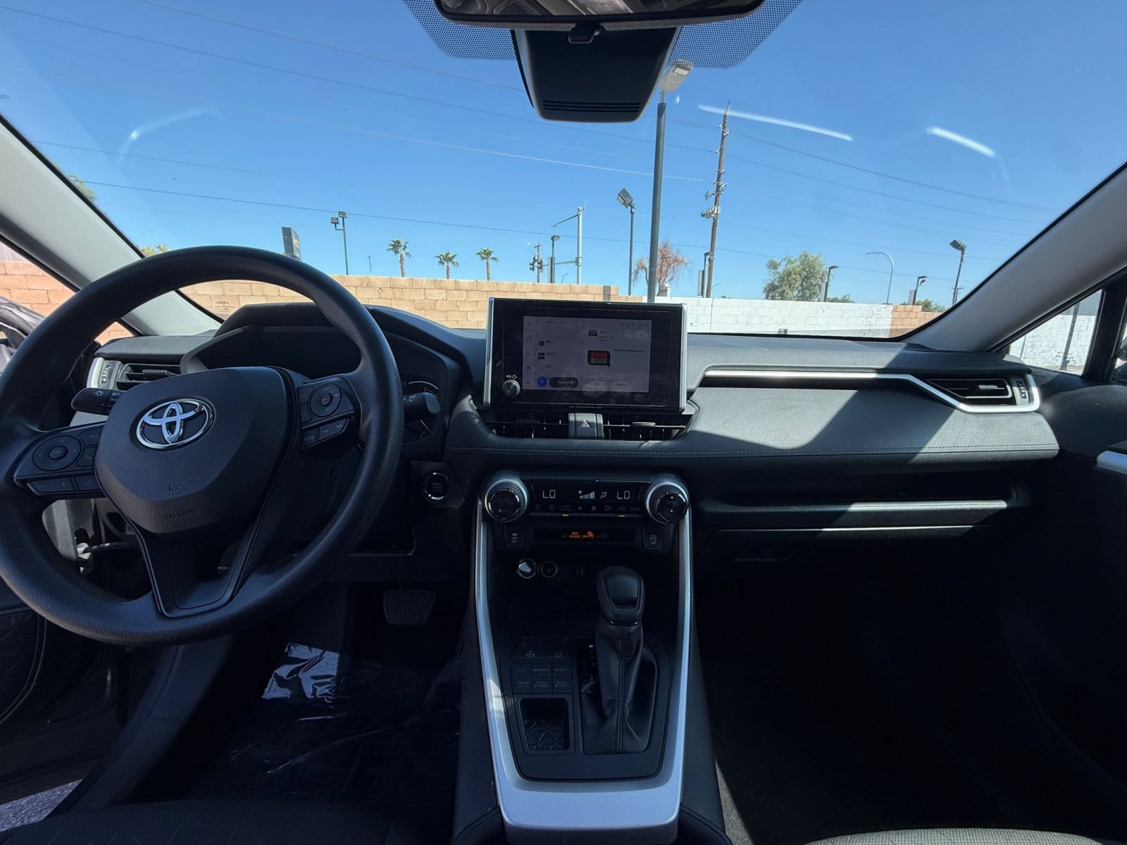 Thumbnail: 2024 Toyota RAV4 - 34