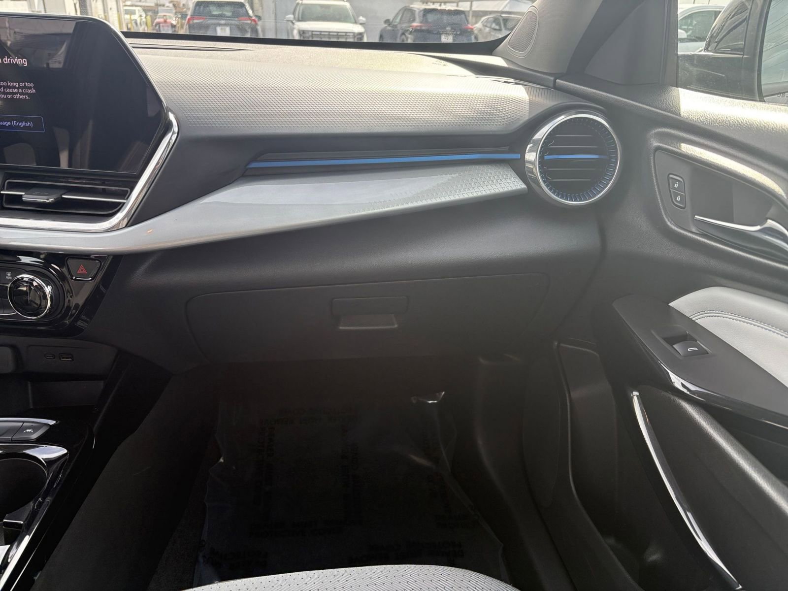 Thumbnail: 2025 Chevrolet Trax - 34