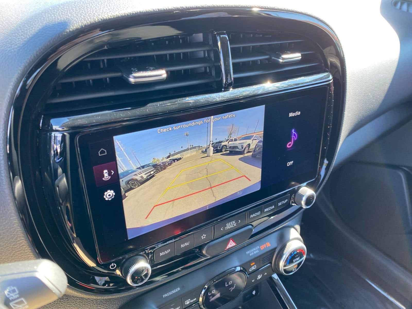 Thumbnail: 2023 Kia Soul - 23