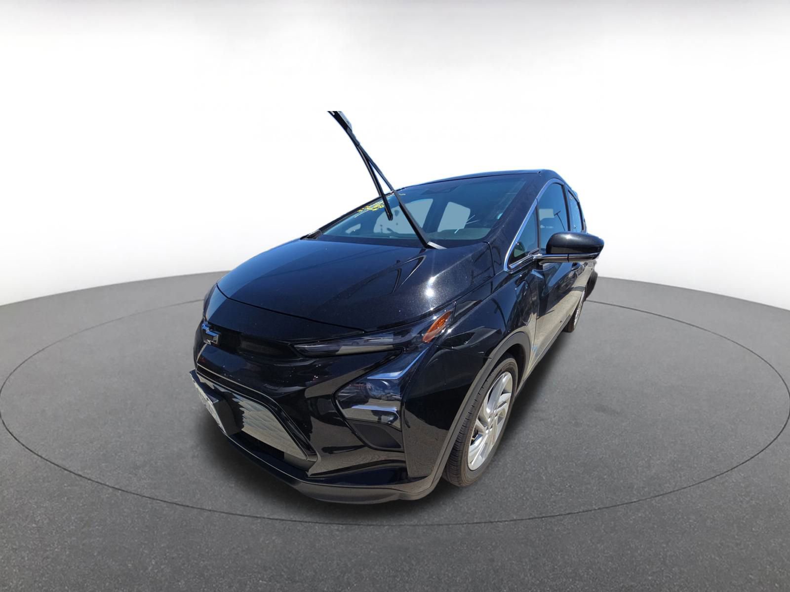 Thumbnail: 2023 Chevrolet Bolt EV - 6
