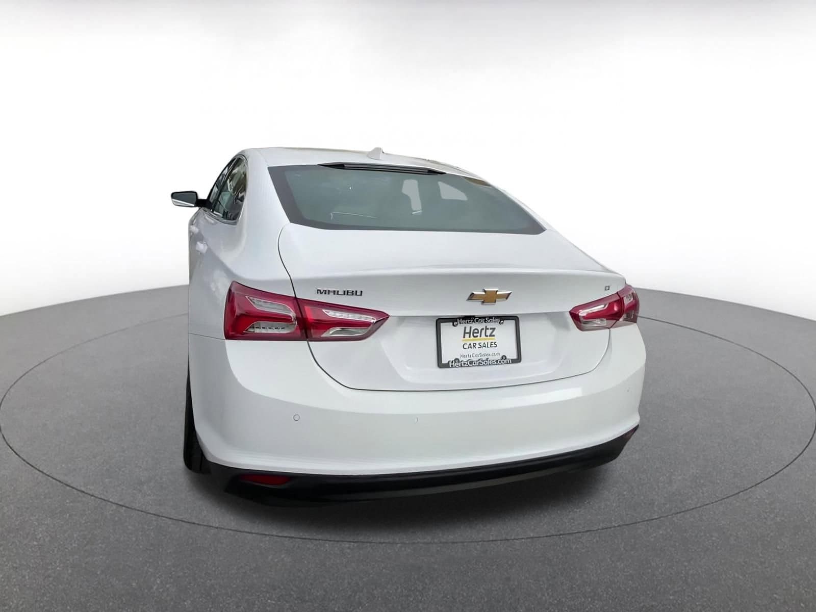 Thumbnail: 2024 Chevrolet Malibu - 11