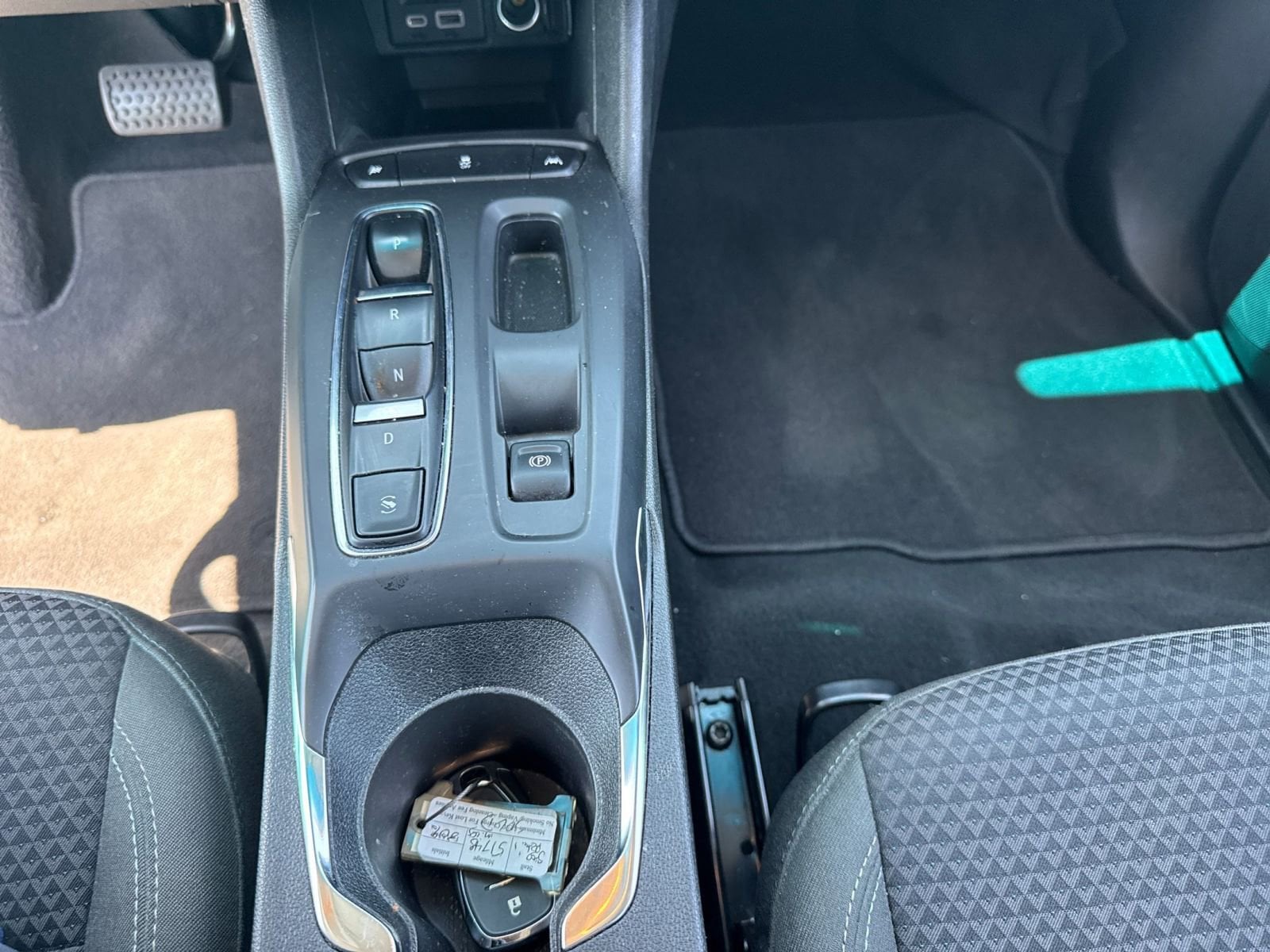 Thumbnail: 2023 Chevrolet Bolt EV - 9