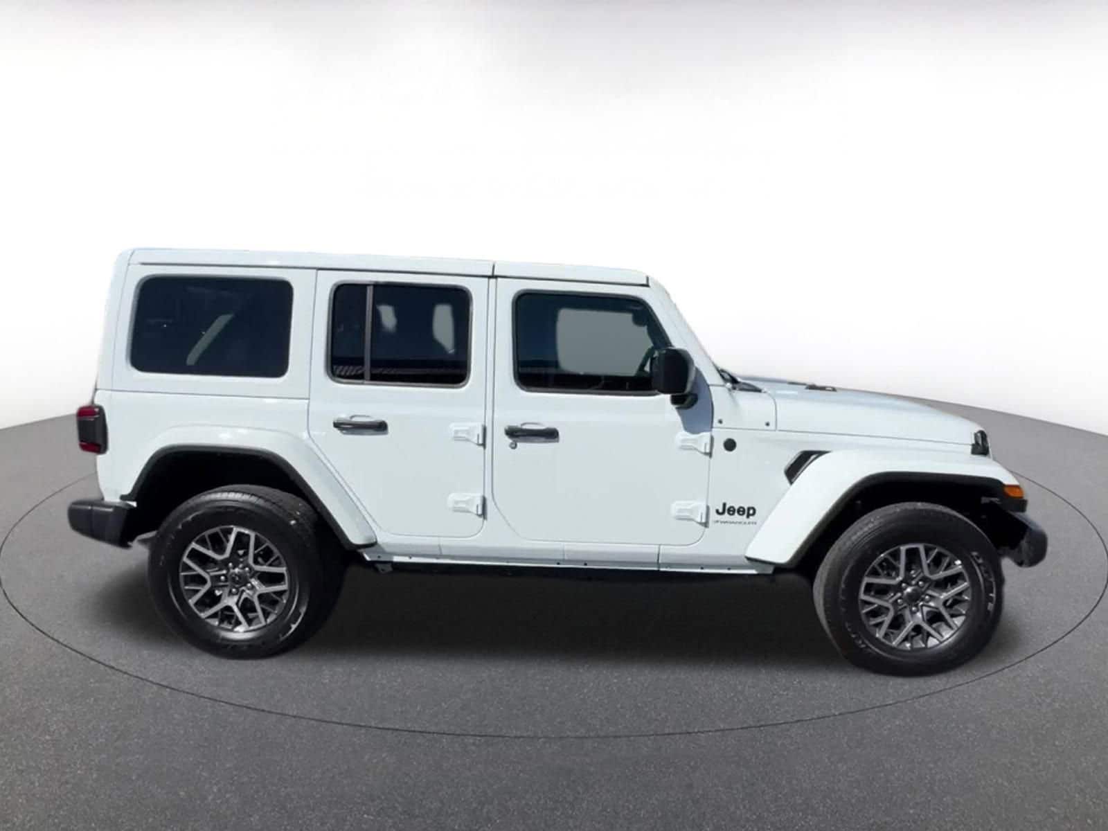Thumbnail: 2025 Jeep Wrangler - 16