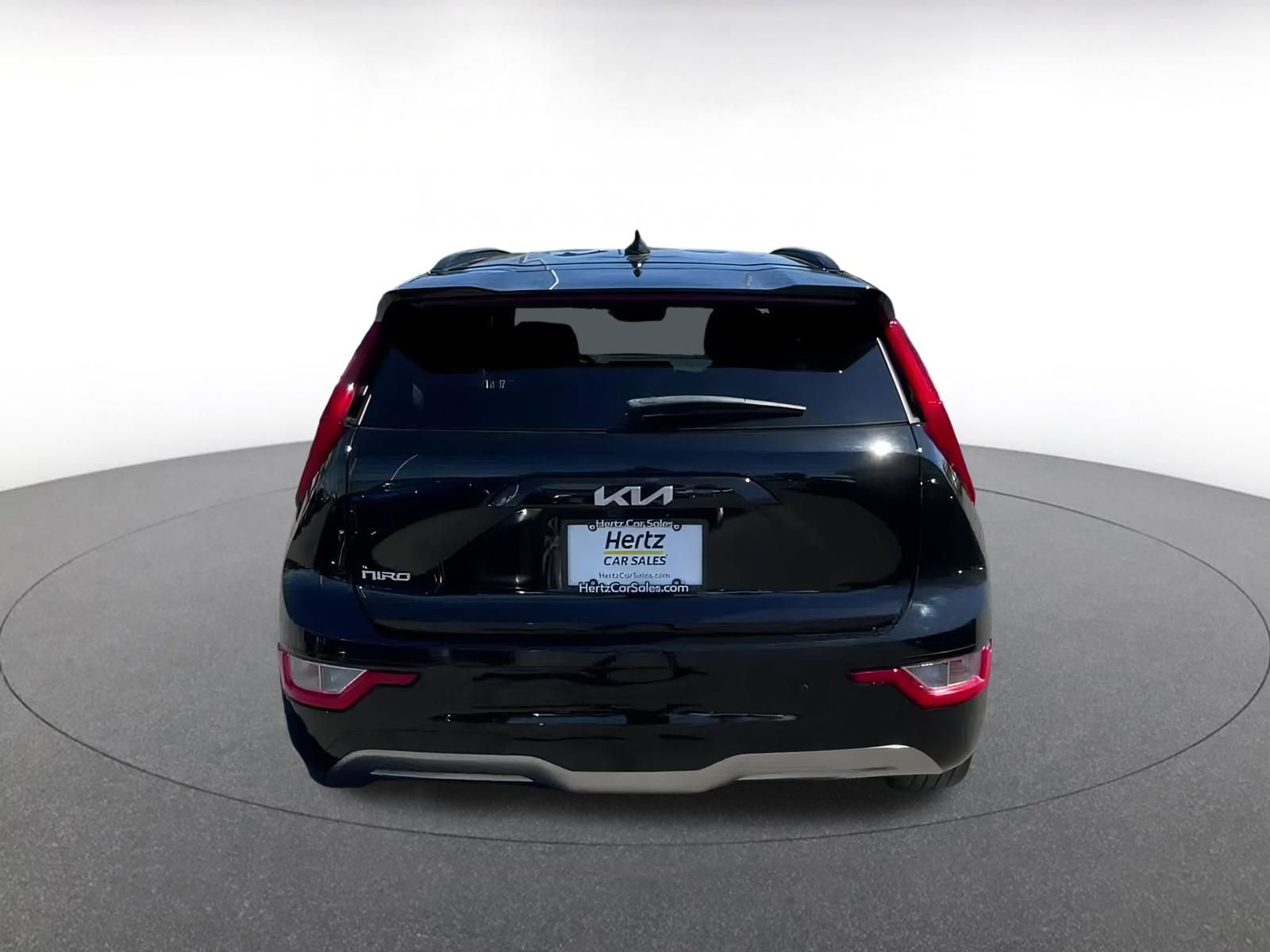 Thumbnail: 2023 Kia Niro - 12