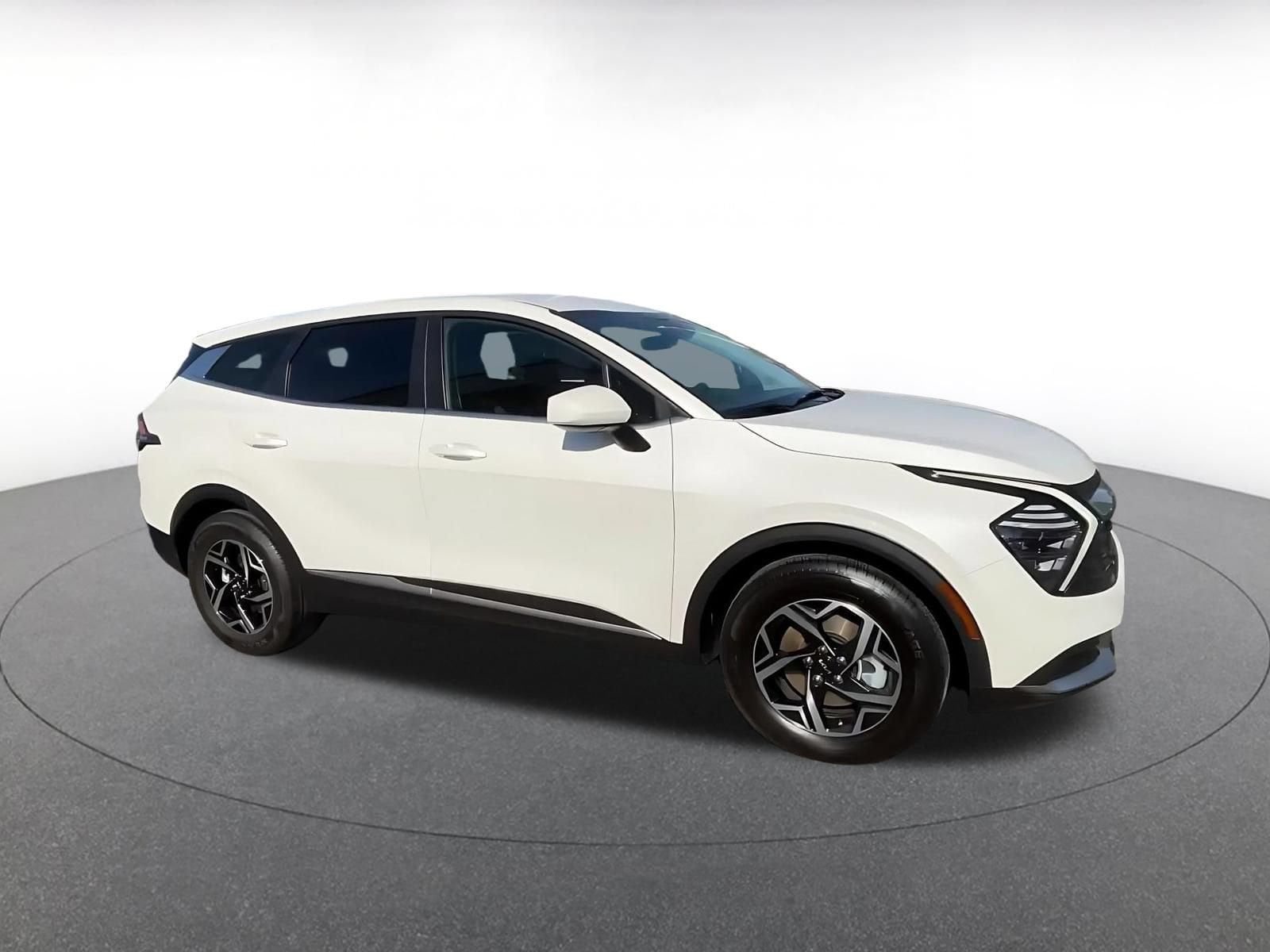 Thumbnail: 2024 Kia Sportage - 2