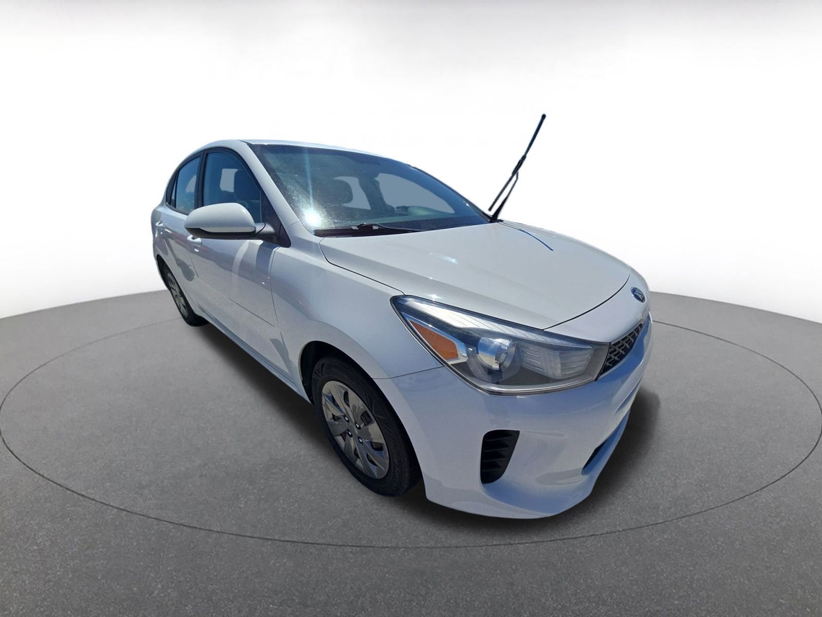 Thumbnail: 2019 Kia Rio - 2