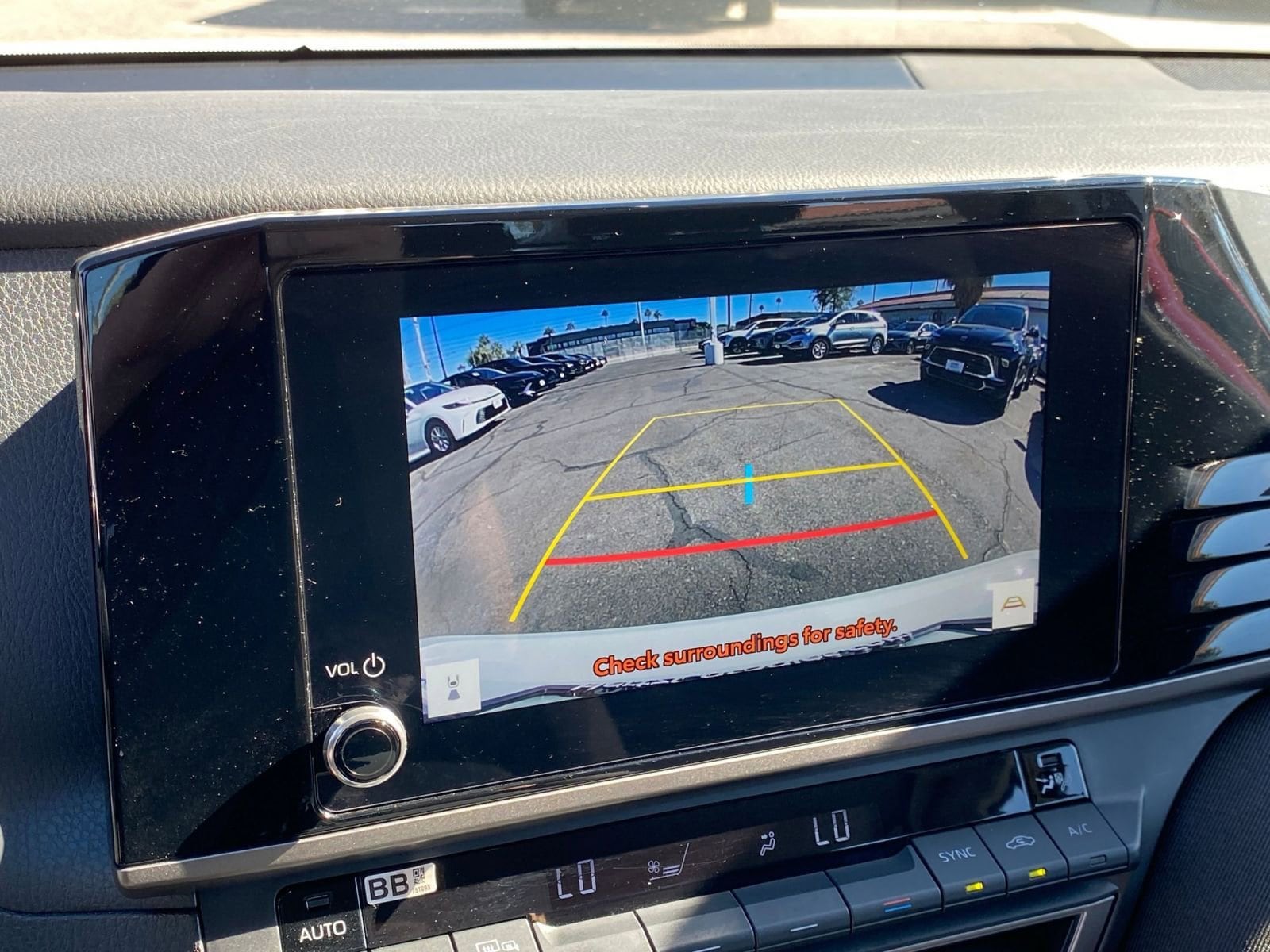 Thumbnail: 2025 Toyota Camry - 17