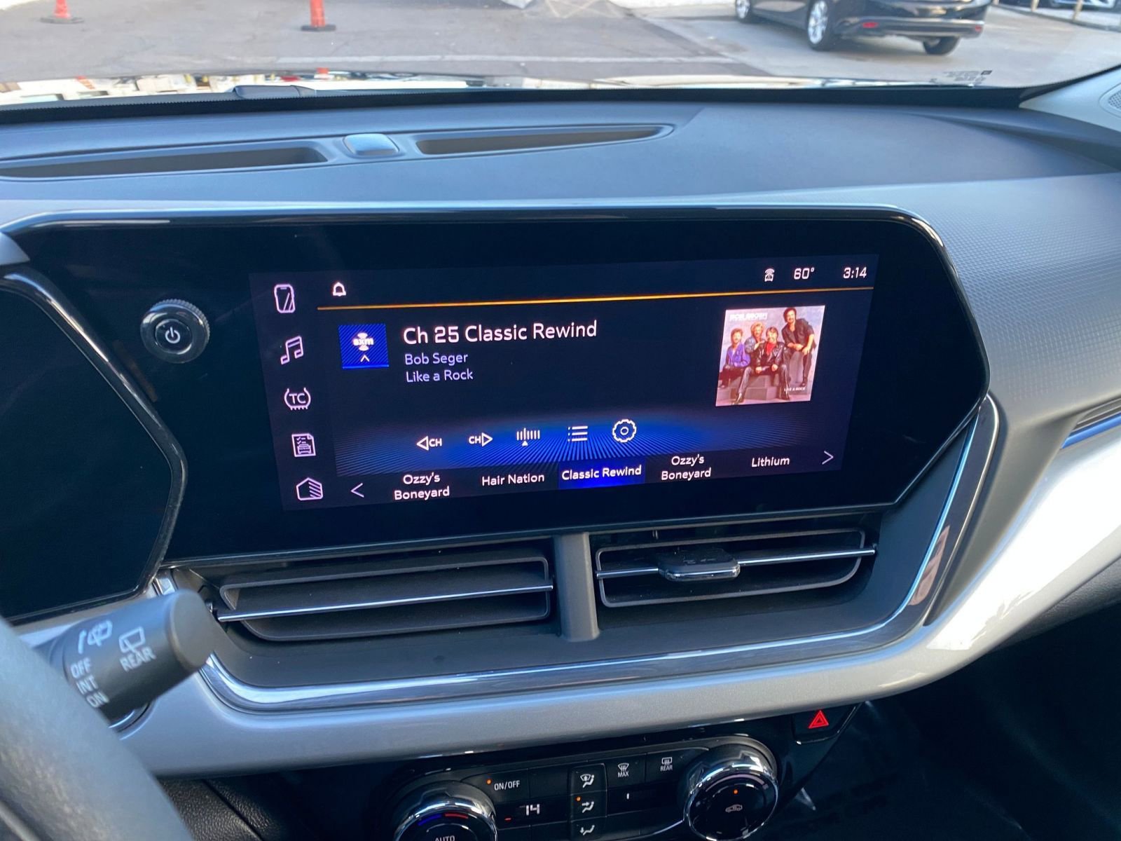 Thumbnail: 2025 Chevrolet Trax - 18