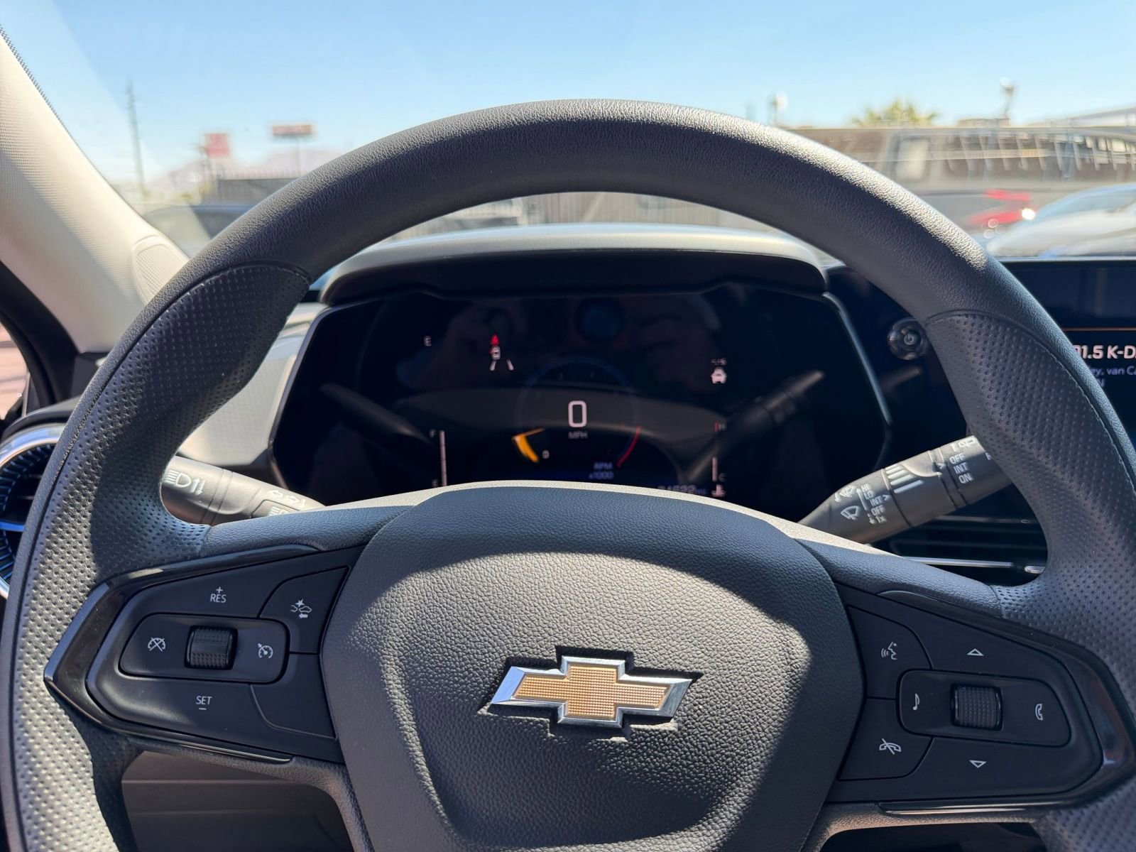 Thumbnail: 2025 Chevrolet Trax - 27
