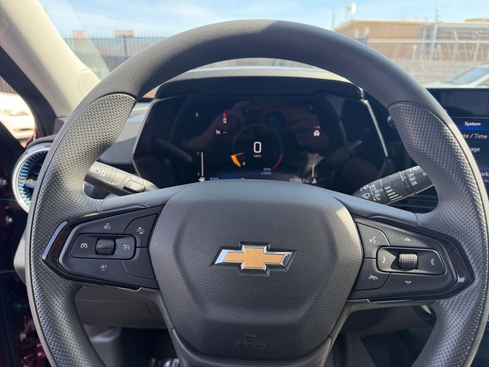 Thumbnail: 2025 Chevrolet Trax - 27