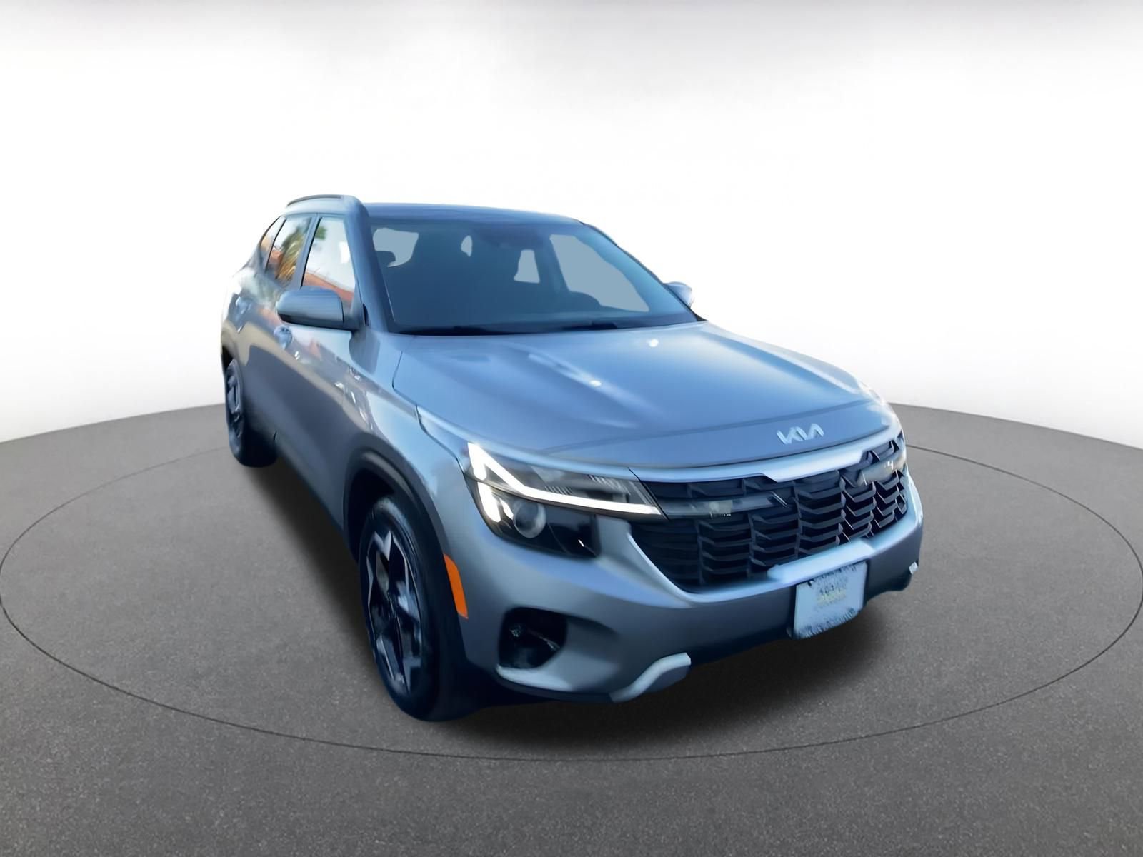 Thumbnail: 2025 Kia Seltos - 3