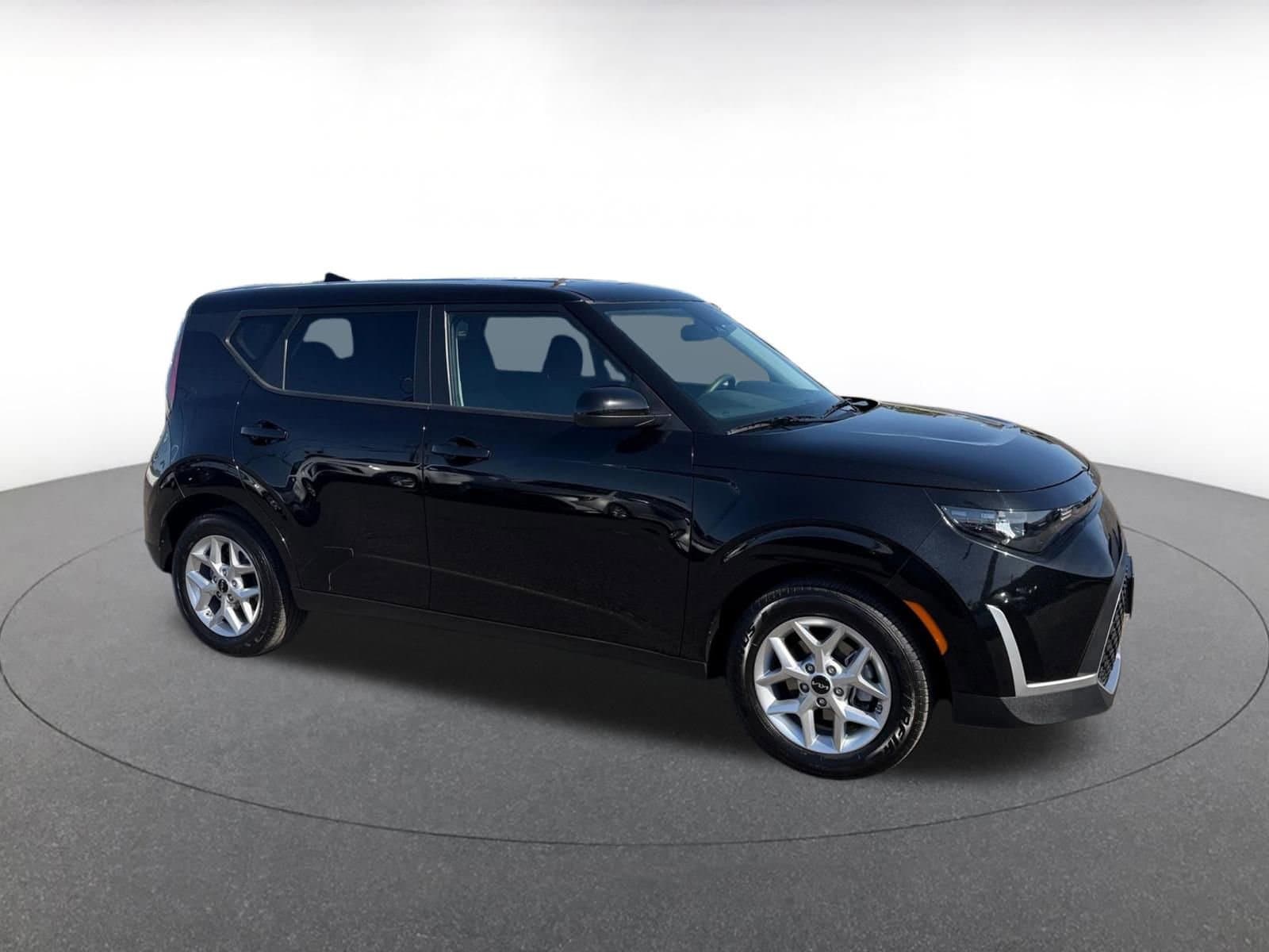 Thumbnail: 2025 Kia Soul - 1