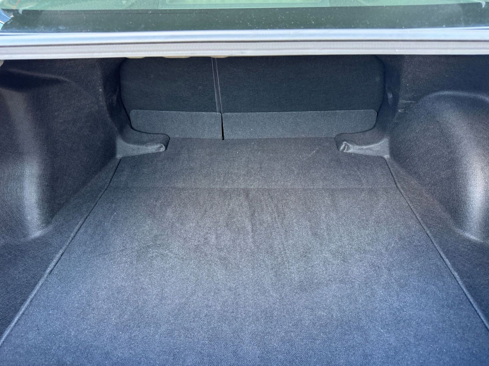 Thumbnail: 2025 Toyota Corolla - 29