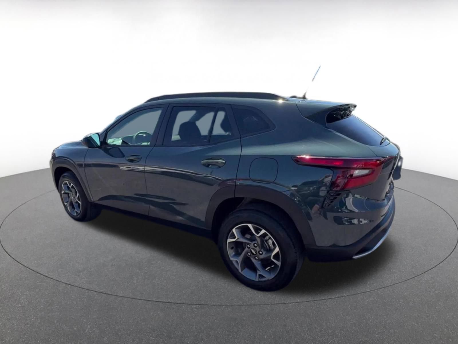 Thumbnail: 2025 Chevrolet Trax - 10
