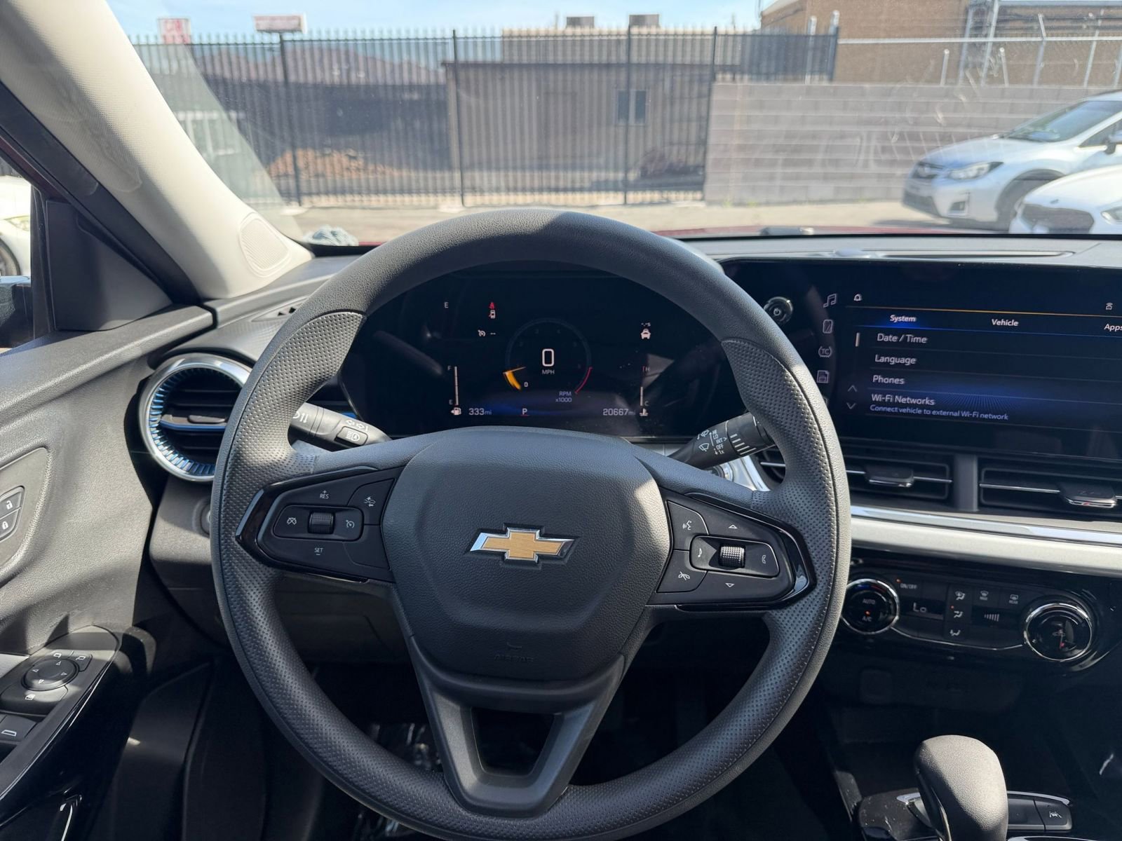 Thumbnail: 2025 Chevrolet Trax - 33