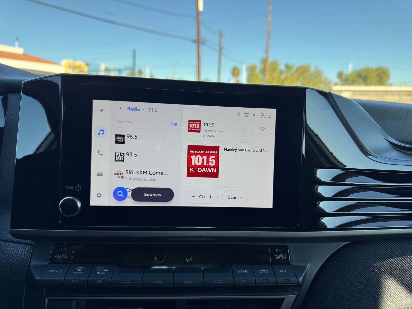 Thumbnail: 2025 Toyota Camry - 18