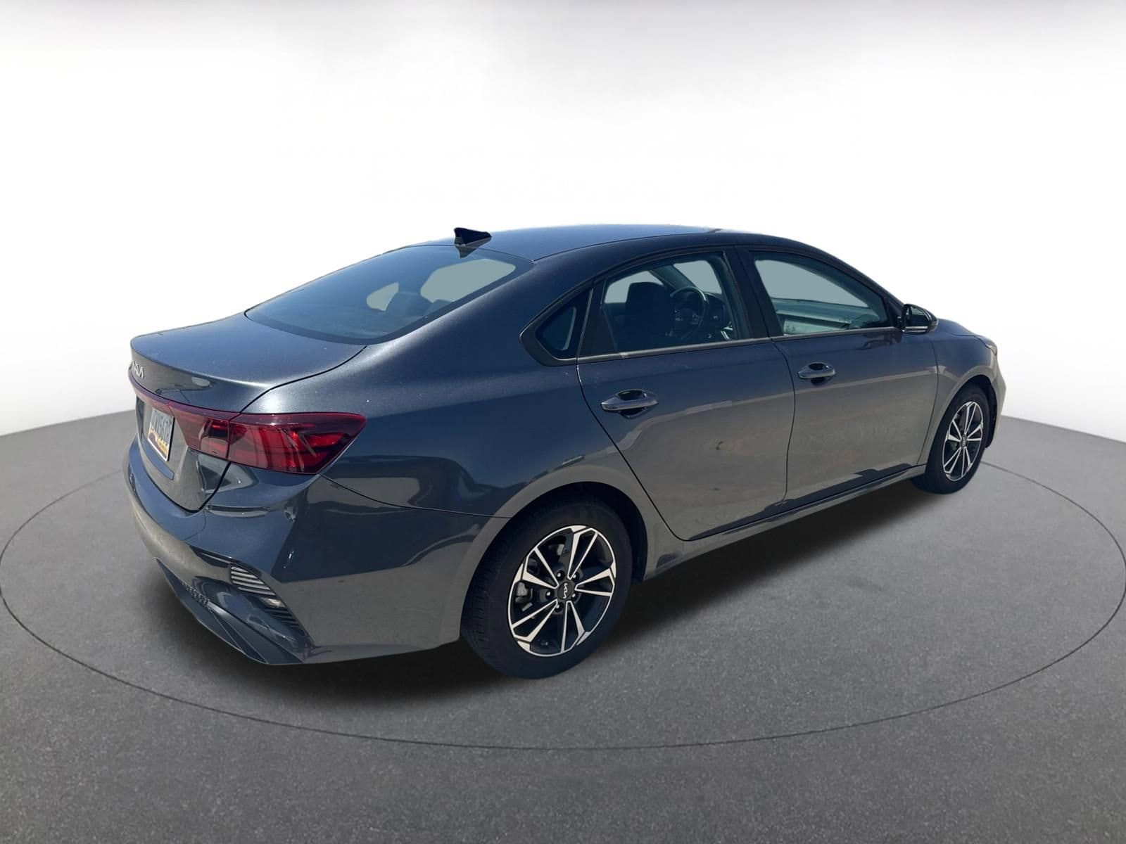 Thumbnail: 2024 Kia Forte - 6
