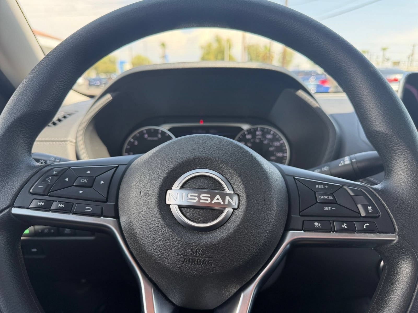 Thumbnail: 2025 Nissan Sentra - 25