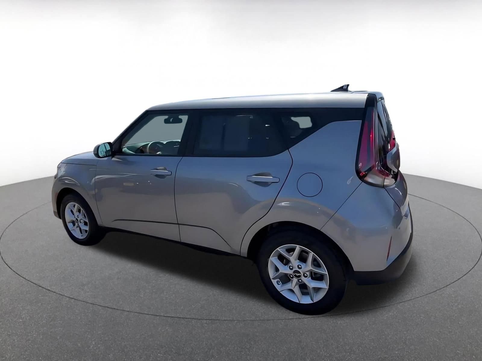 Thumbnail: 2025 Kia Soul - 10