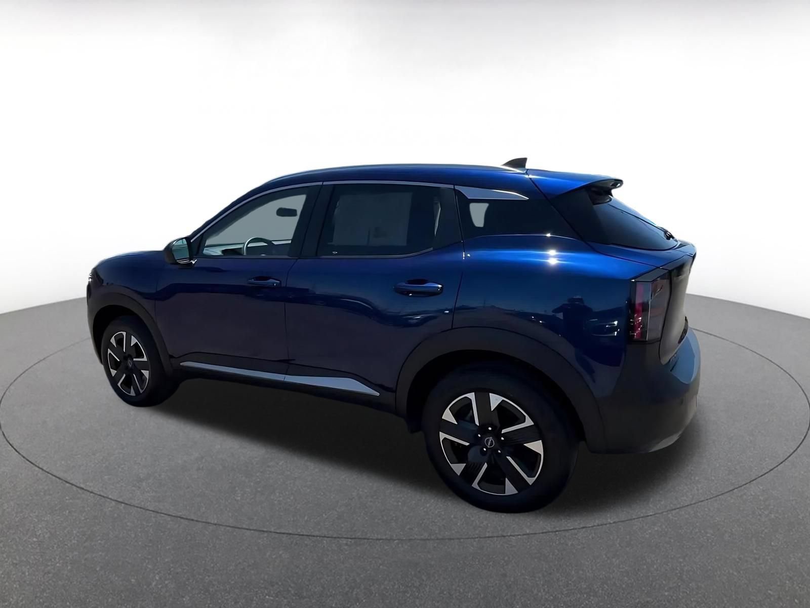 Thumbnail: 2026 Nissan Kicks - 9