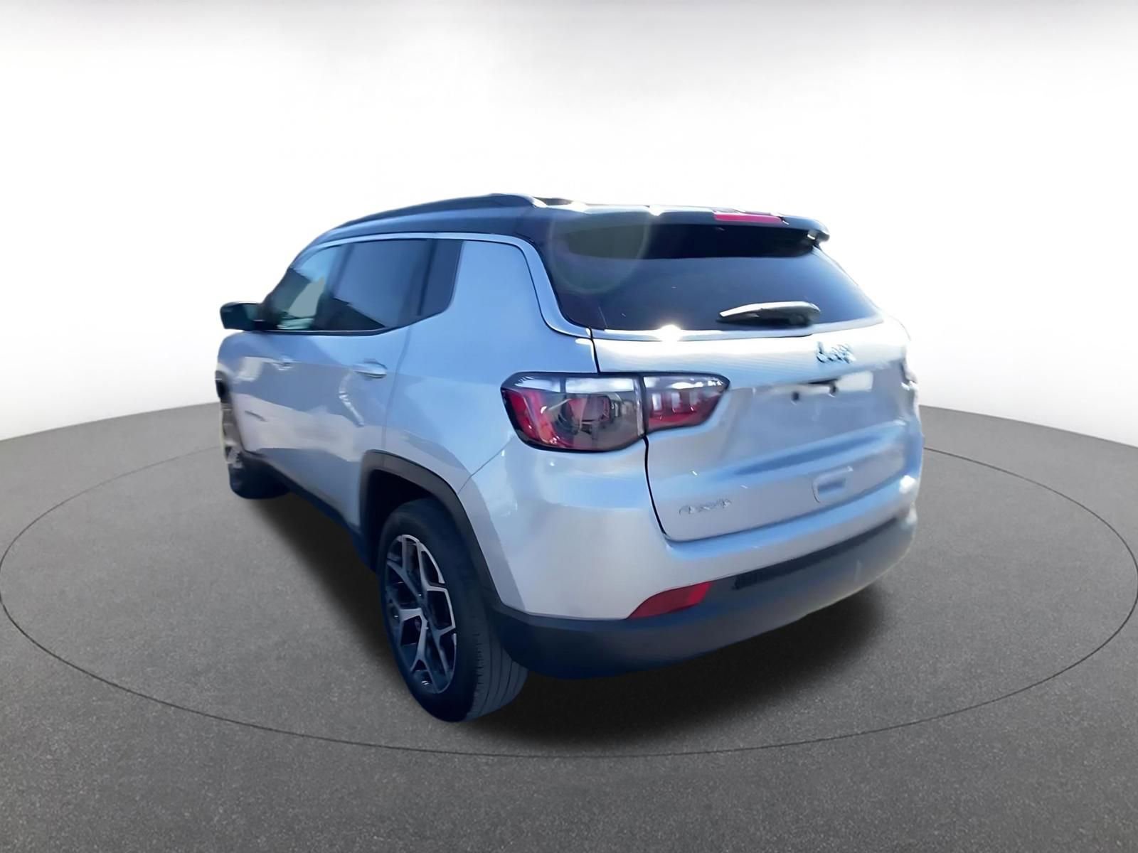 Thumbnail: 2025 Jeep Compass - 11