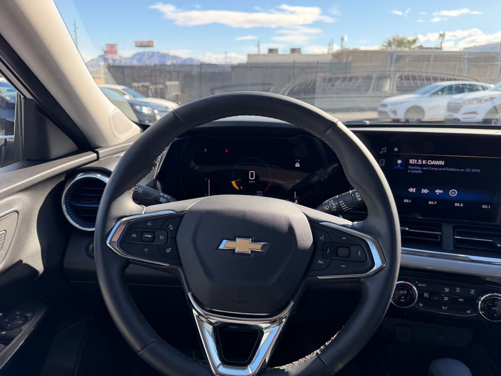 Thumbnail: 2025 Chevrolet Trax - 33