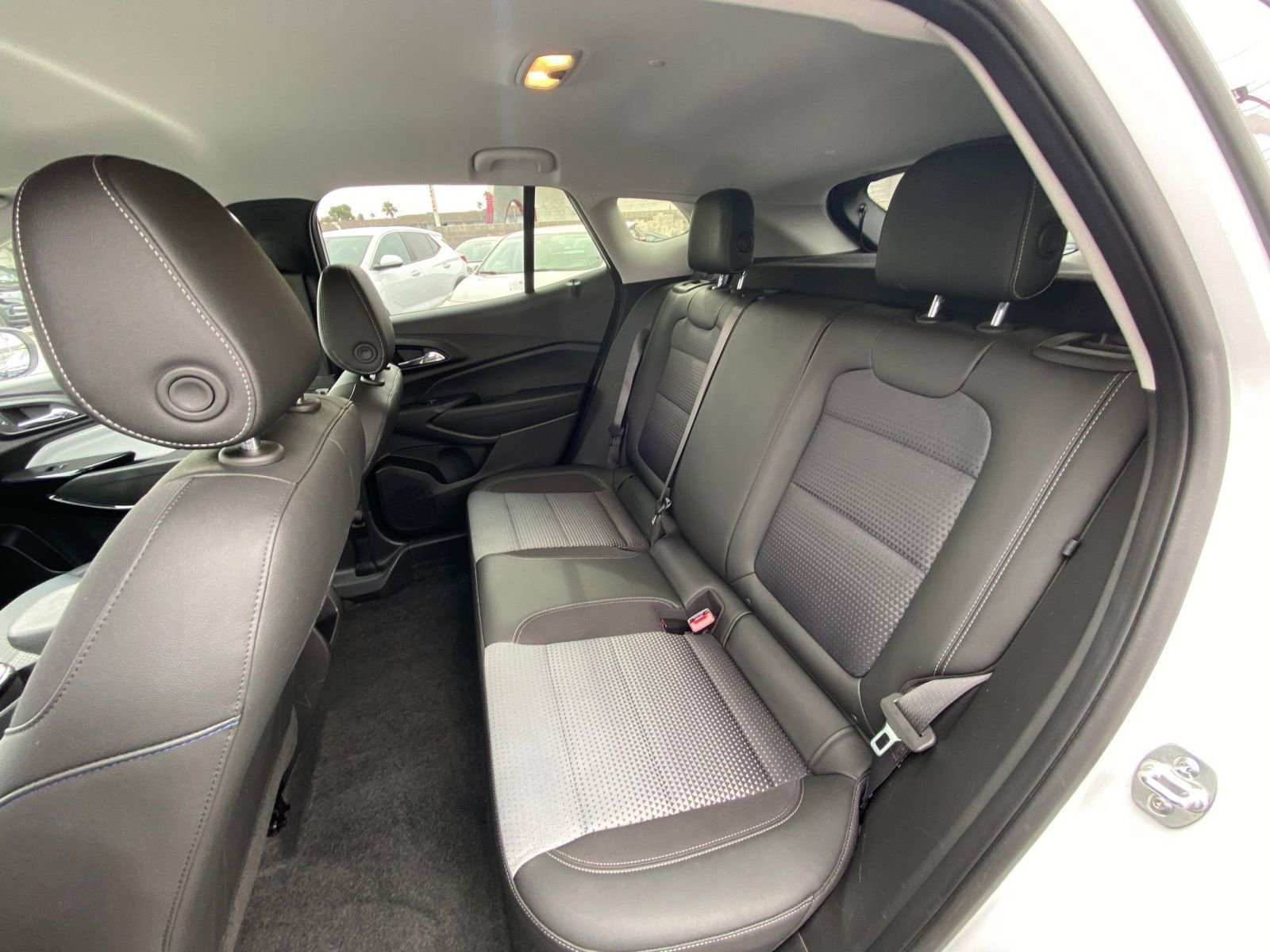 Thumbnail: 2025 Chevrolet Trax - 24