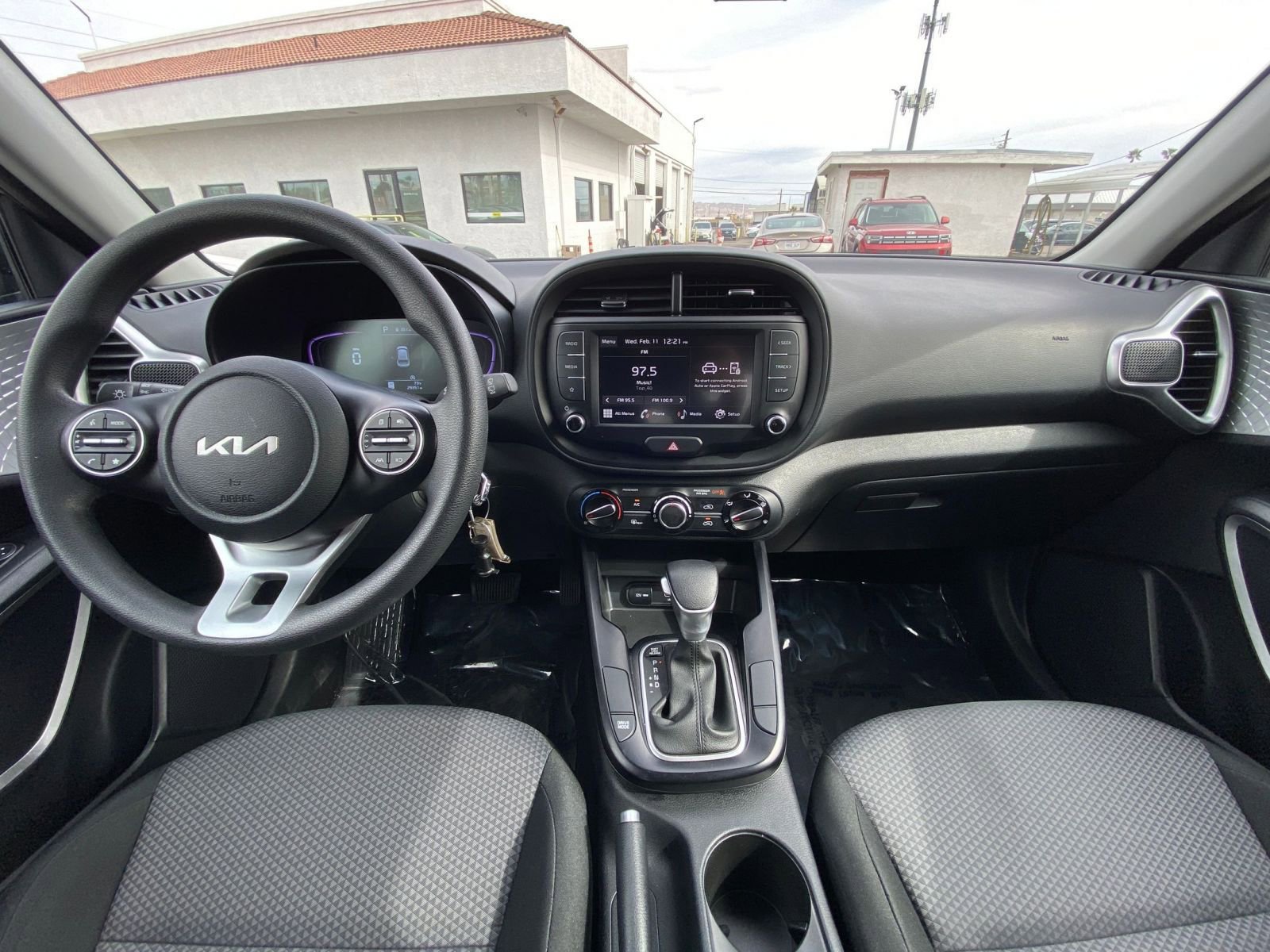 Thumbnail: 2025 Kia Soul - 32