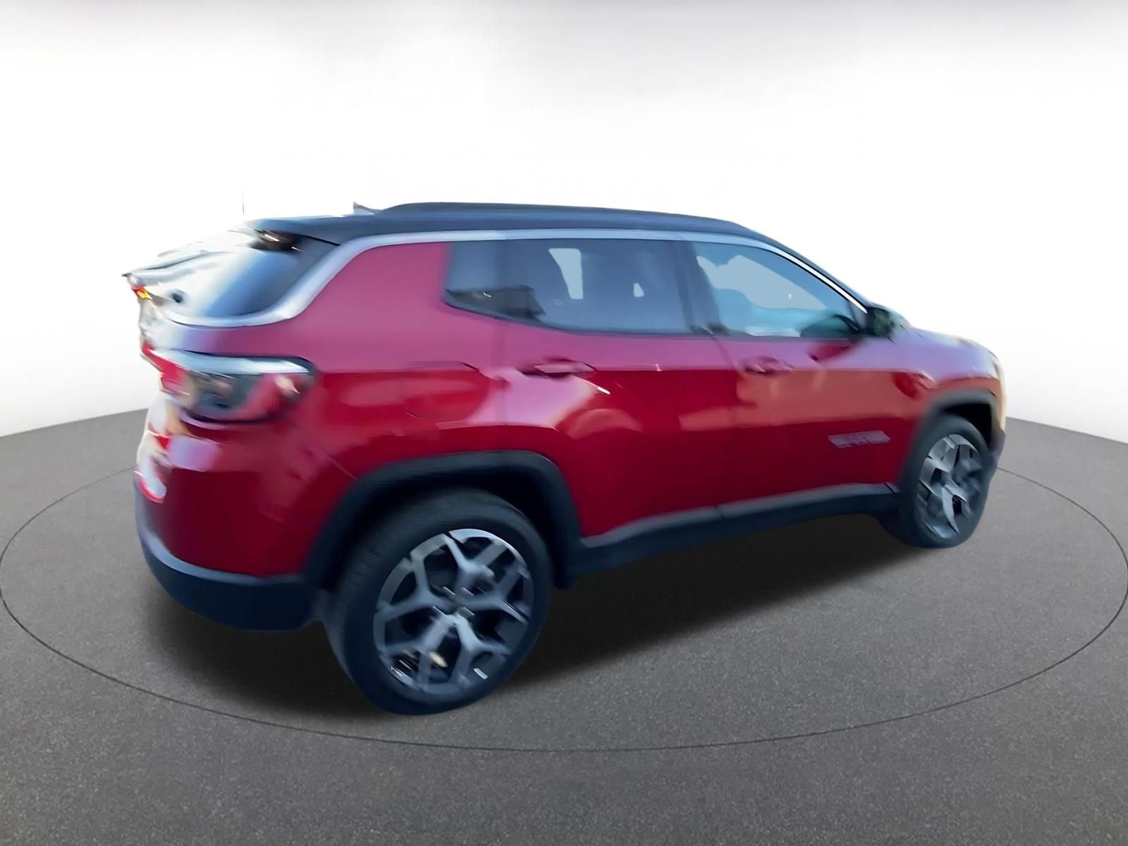 Thumbnail: 2025 Jeep Compass - 15