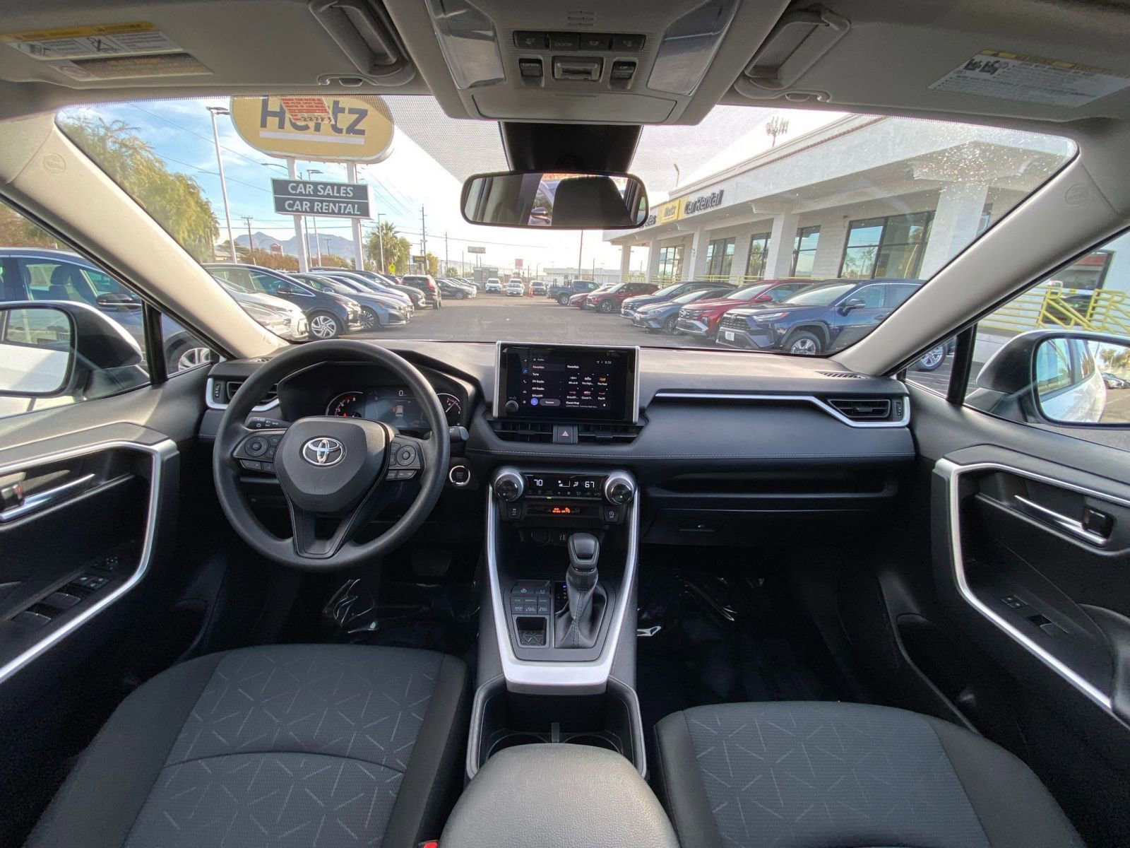 Thumbnail: 2025 Toyota RAV4 - 33