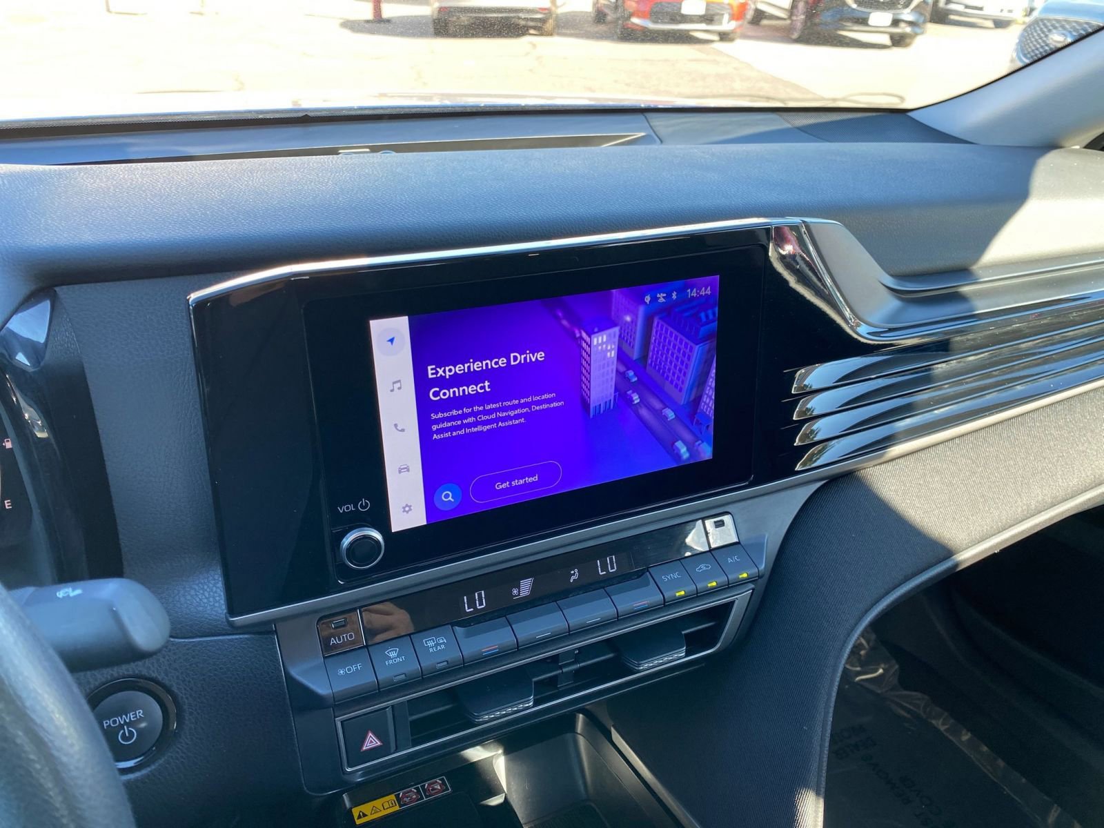 Thumbnail: 2025 Toyota Camry - 18