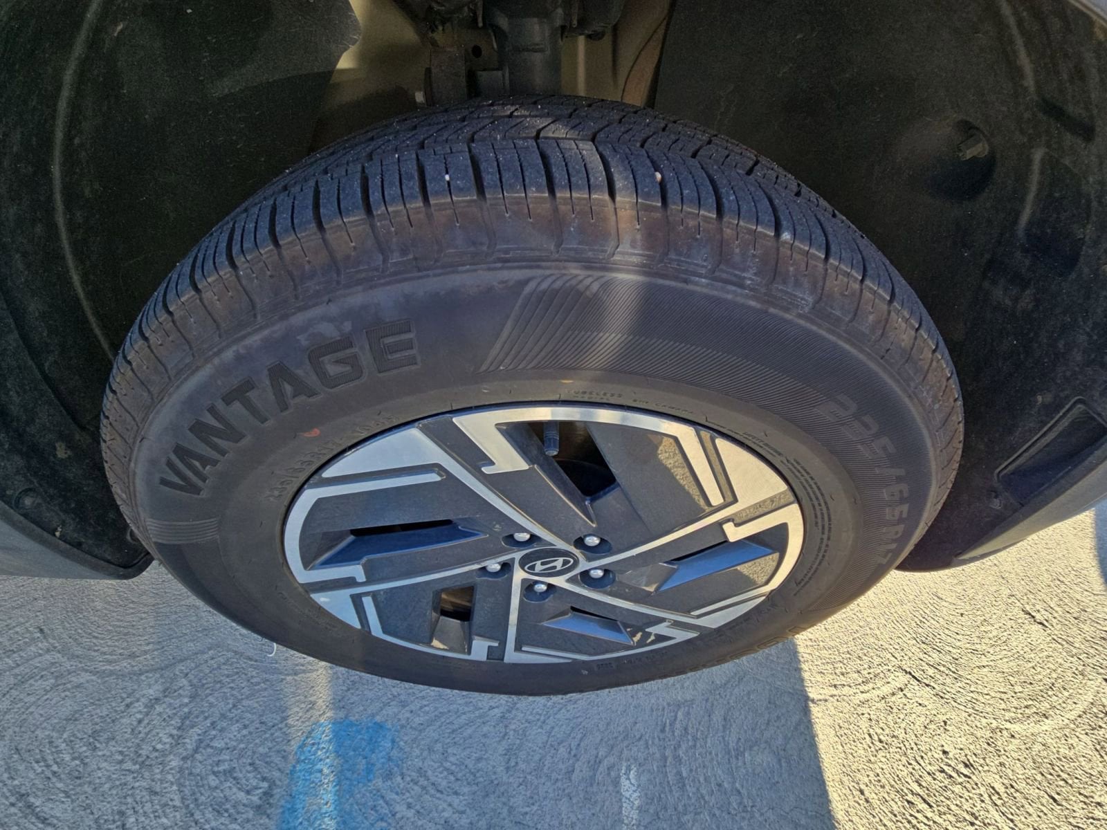 Thumbnail: 2025 Hyundai Tucson - 10