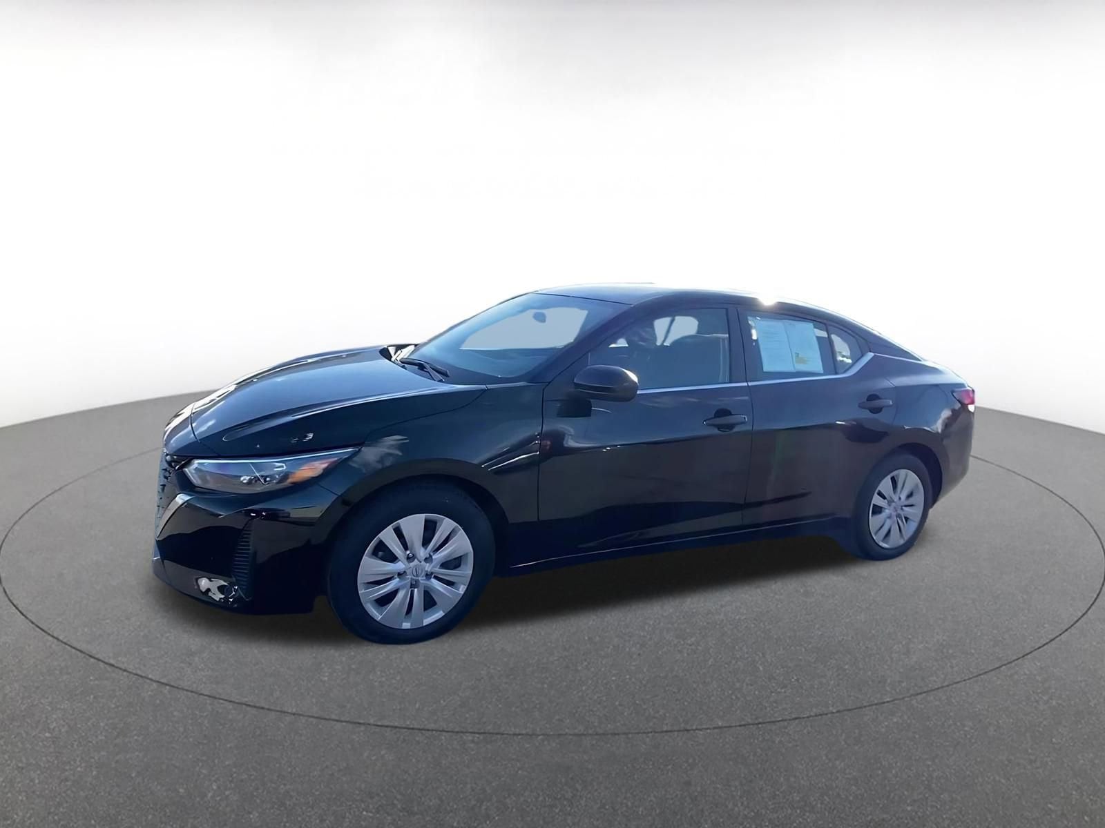 Thumbnail: 2025 Nissan Sentra - 8