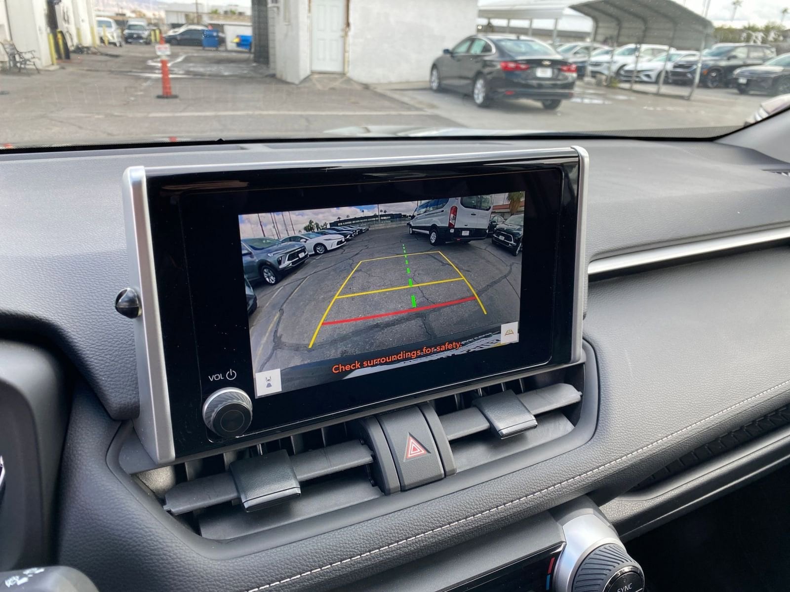 Thumbnail: 2025 Toyota RAV4 - 17