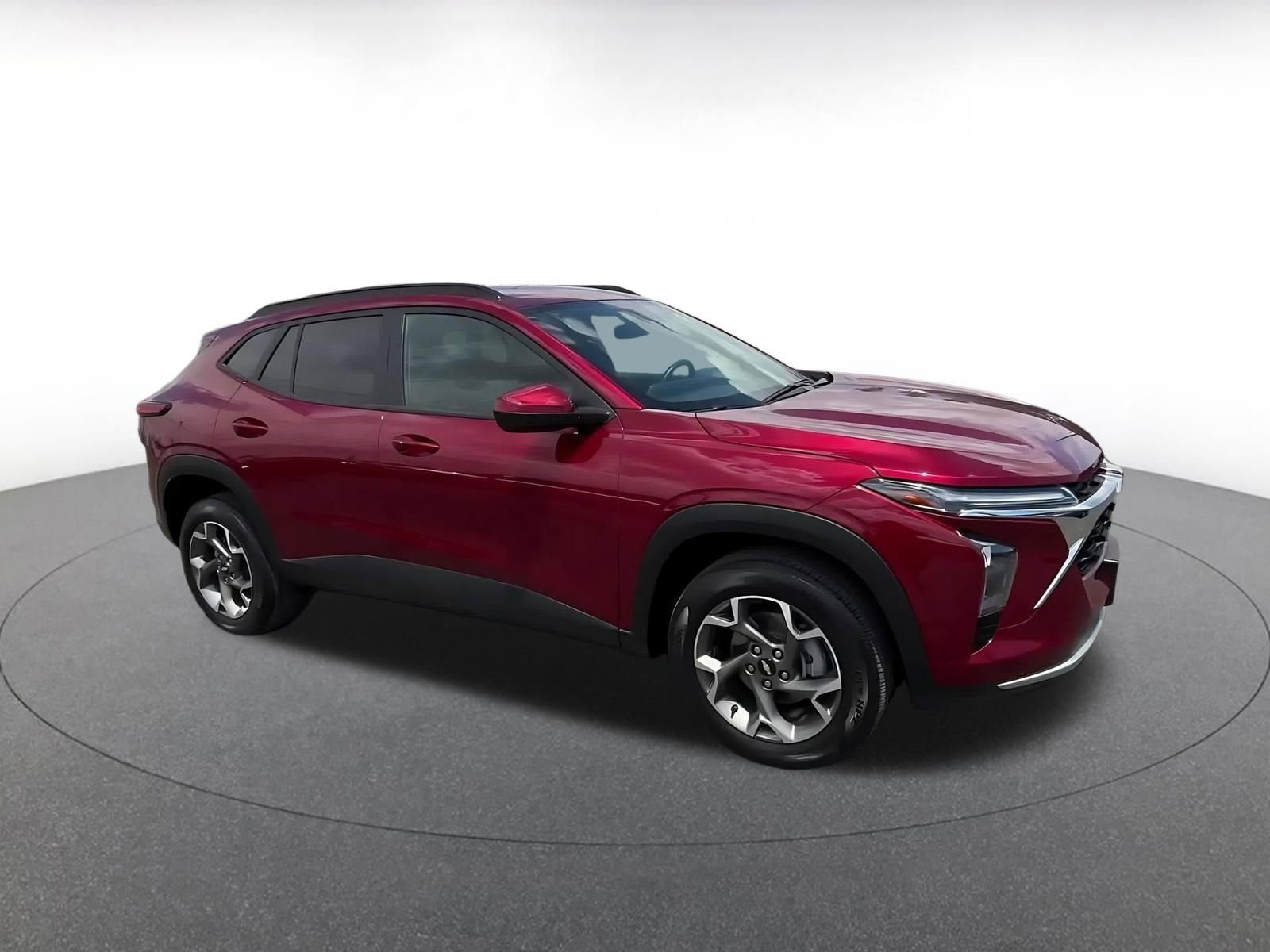 Thumbnail: 2025 Chevrolet Trax - 2