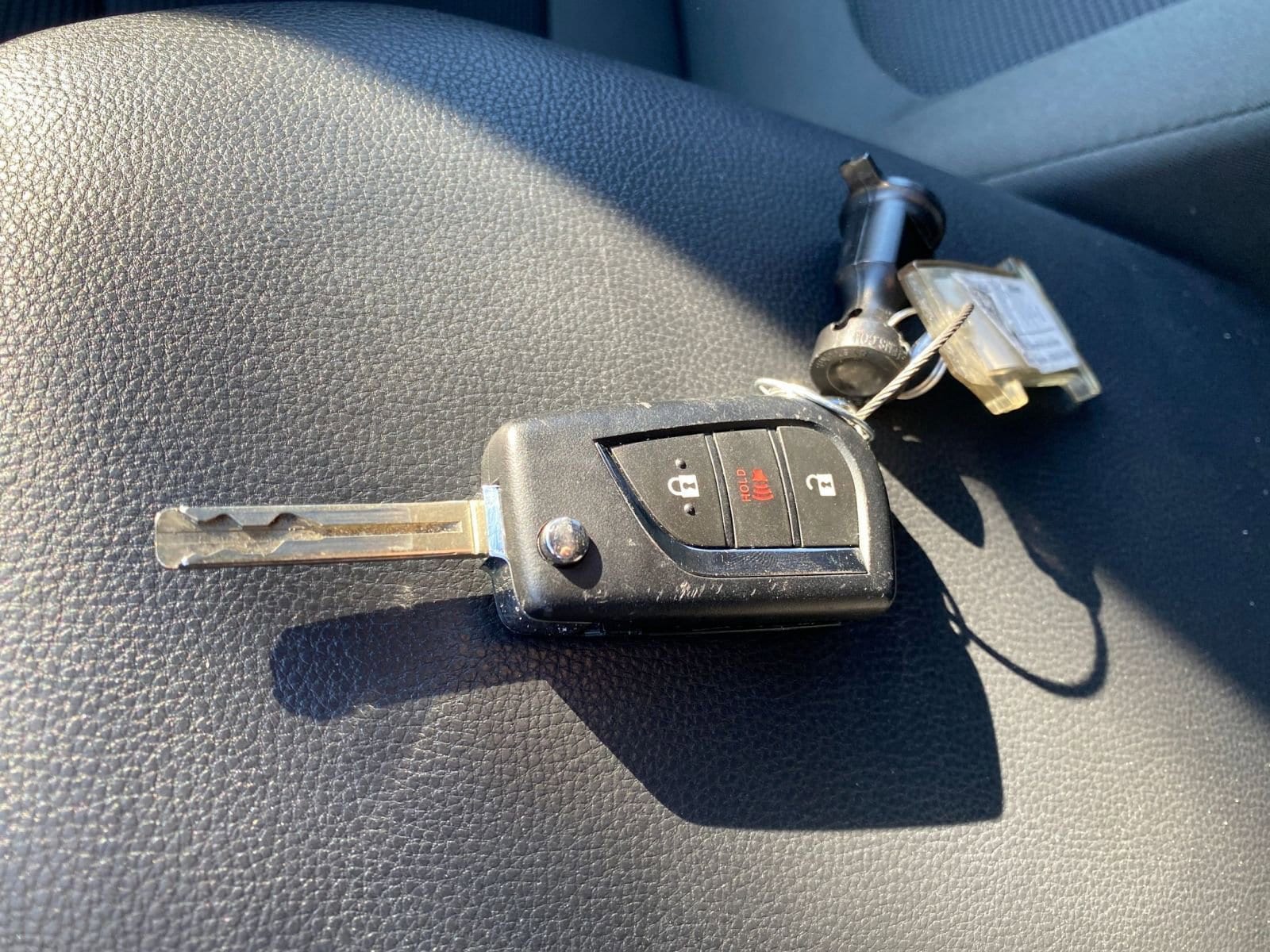 Thumbnail: 2025 Toyota RAV4 - 22