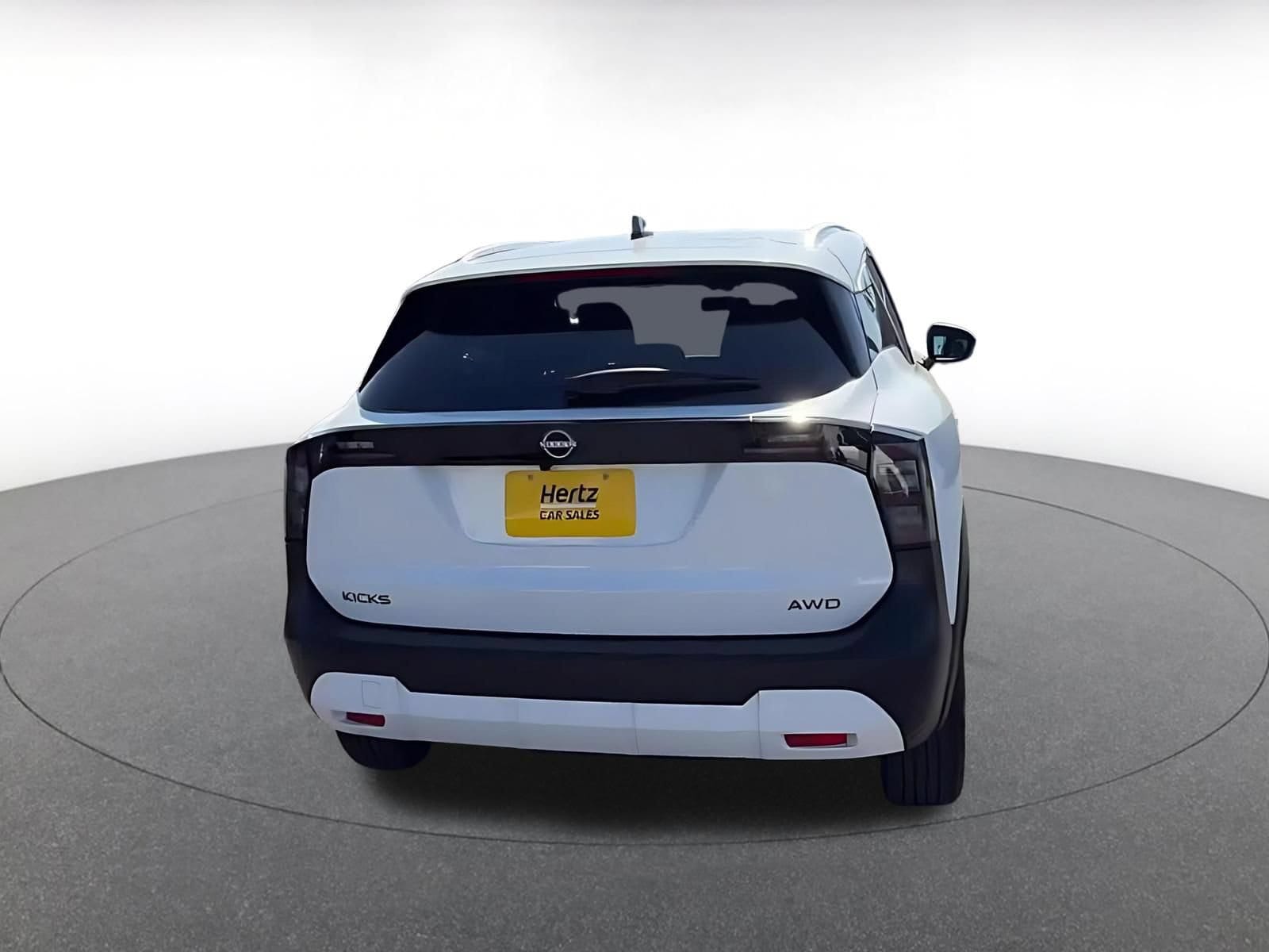 Thumbnail: 2026 Nissan Kicks - 12