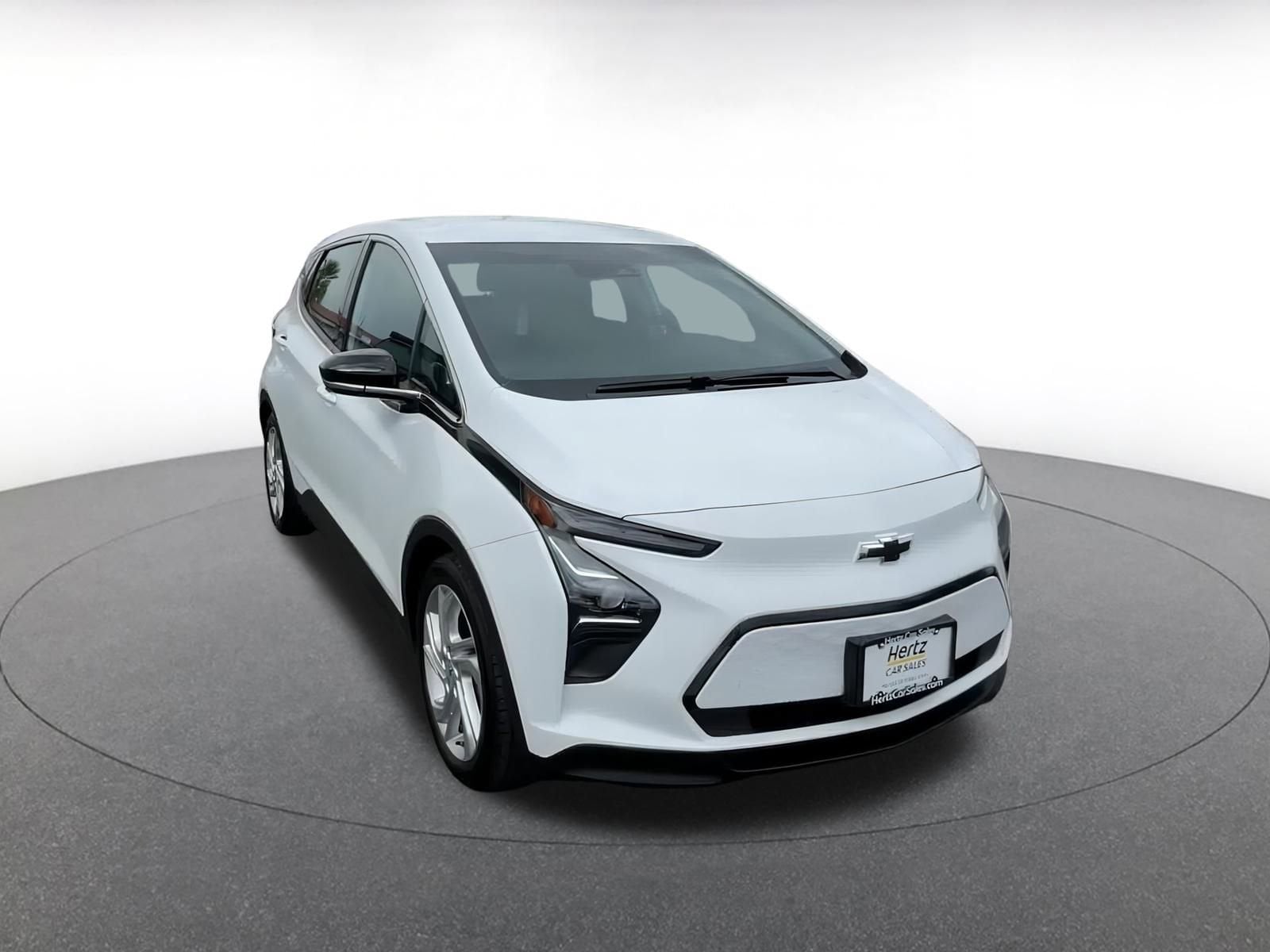 Thumbnail: 2023 Chevrolet Bolt EV - 3