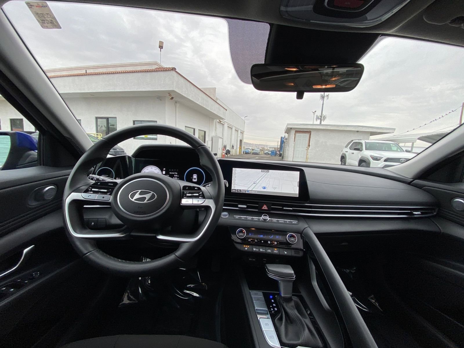 Thumbnail: 2025 Hyundai Elantra - 34