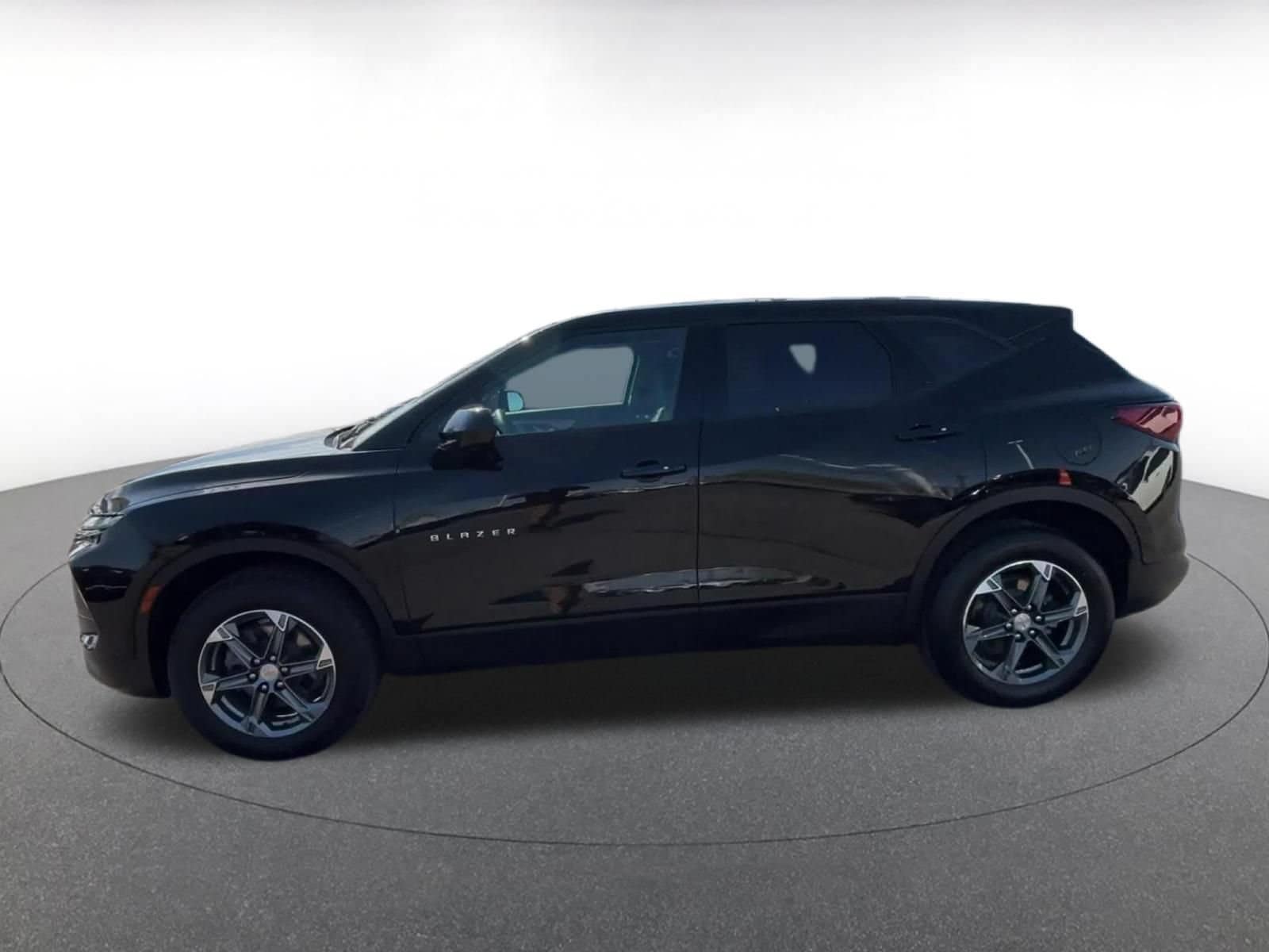 Thumbnail: 2025 Chevrolet Blazer - 9