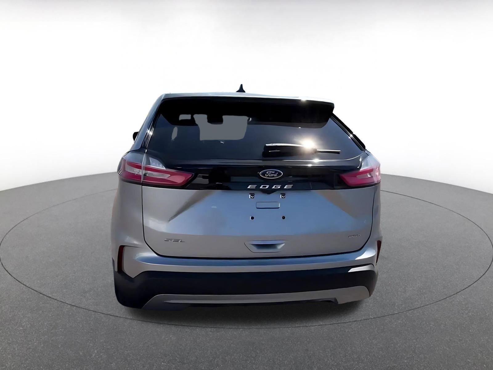 Thumbnail: 2023 Ford Edge - 11